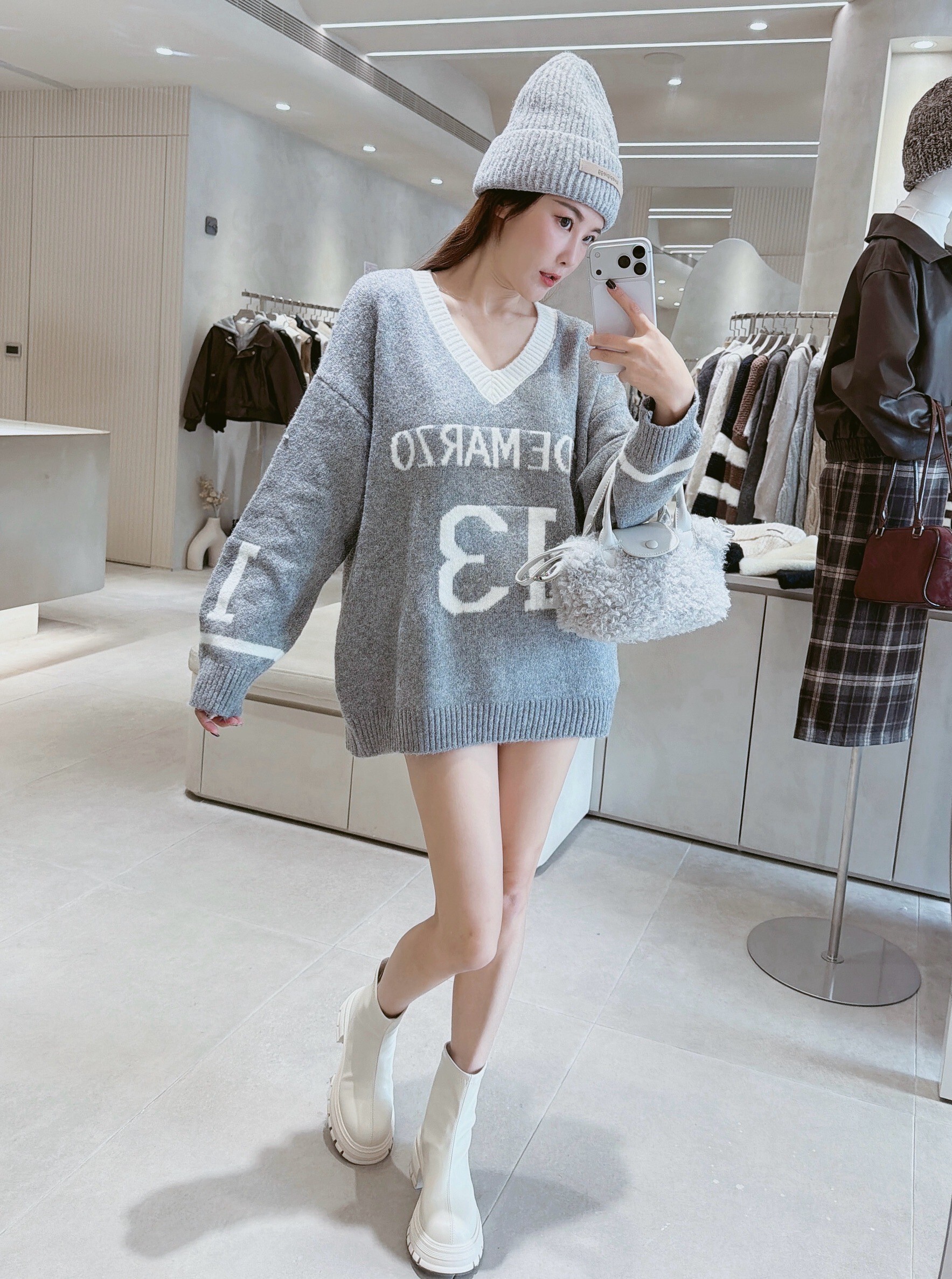 正反字V領滾邊13針織上衣