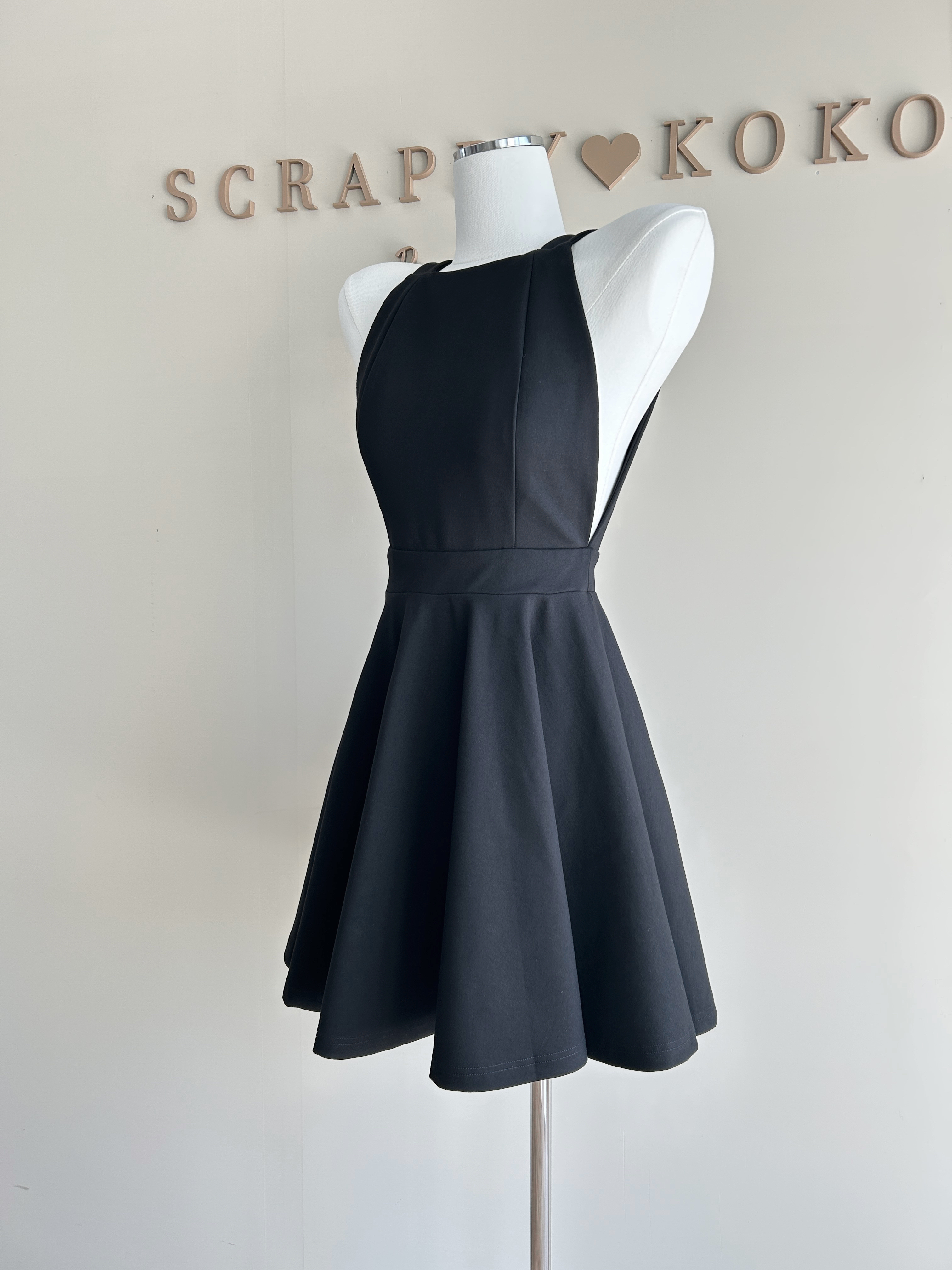 Peculiar 神秘之夜 側露性感洋裝