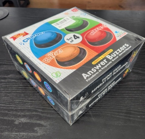 儿童益智抢答器蜂鸣器 1盒4个（私人送8颗粒电池）