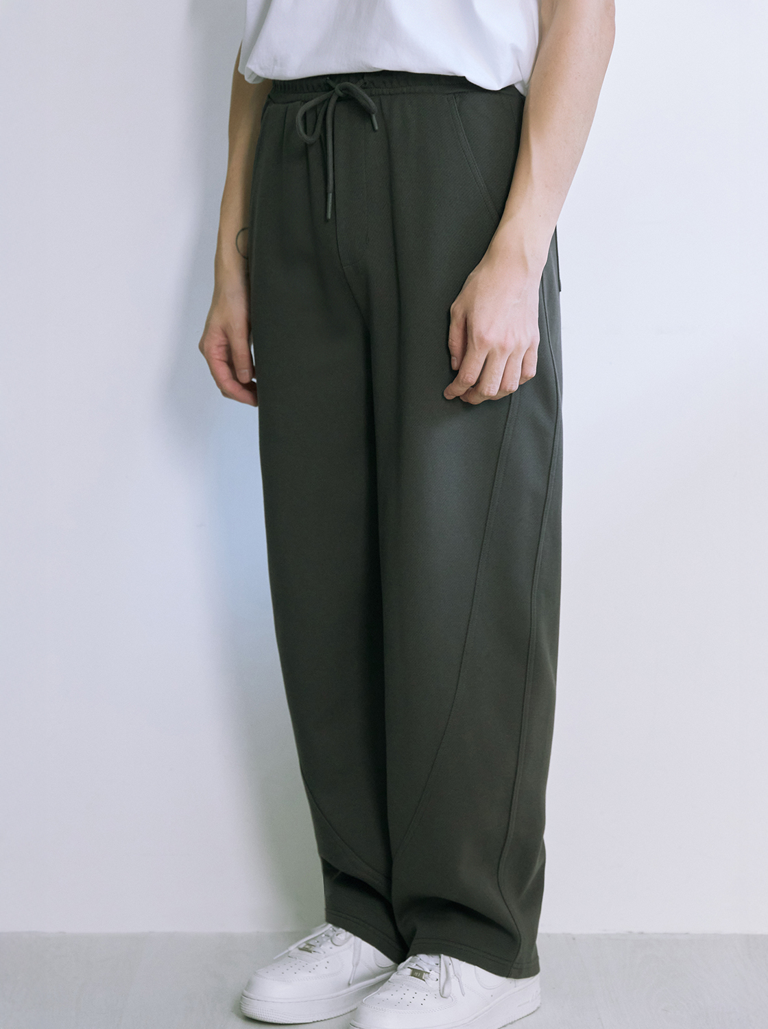 【期間限定】休閒彎刀褲