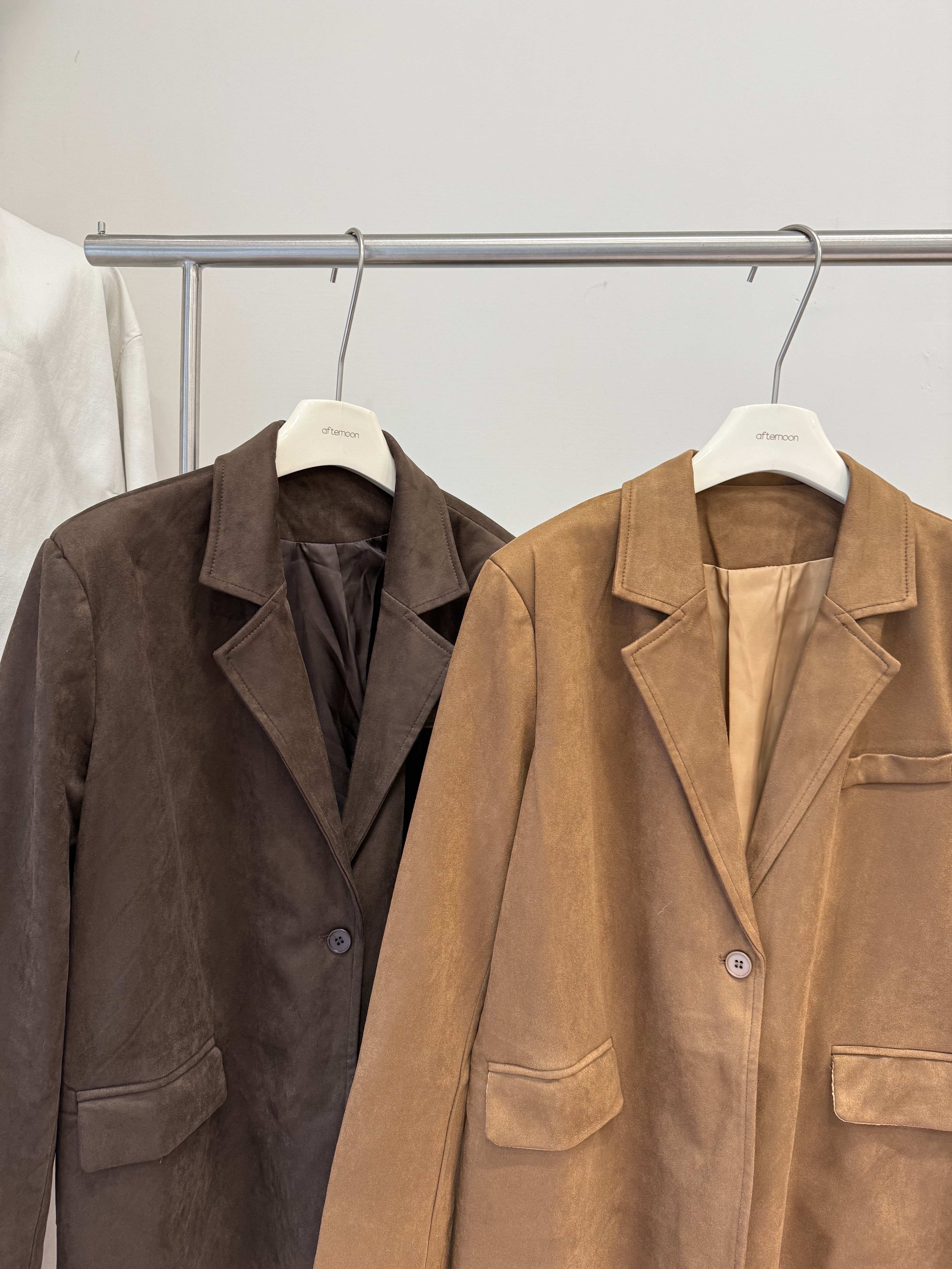 106 質感氛圍麂皮翻領西外