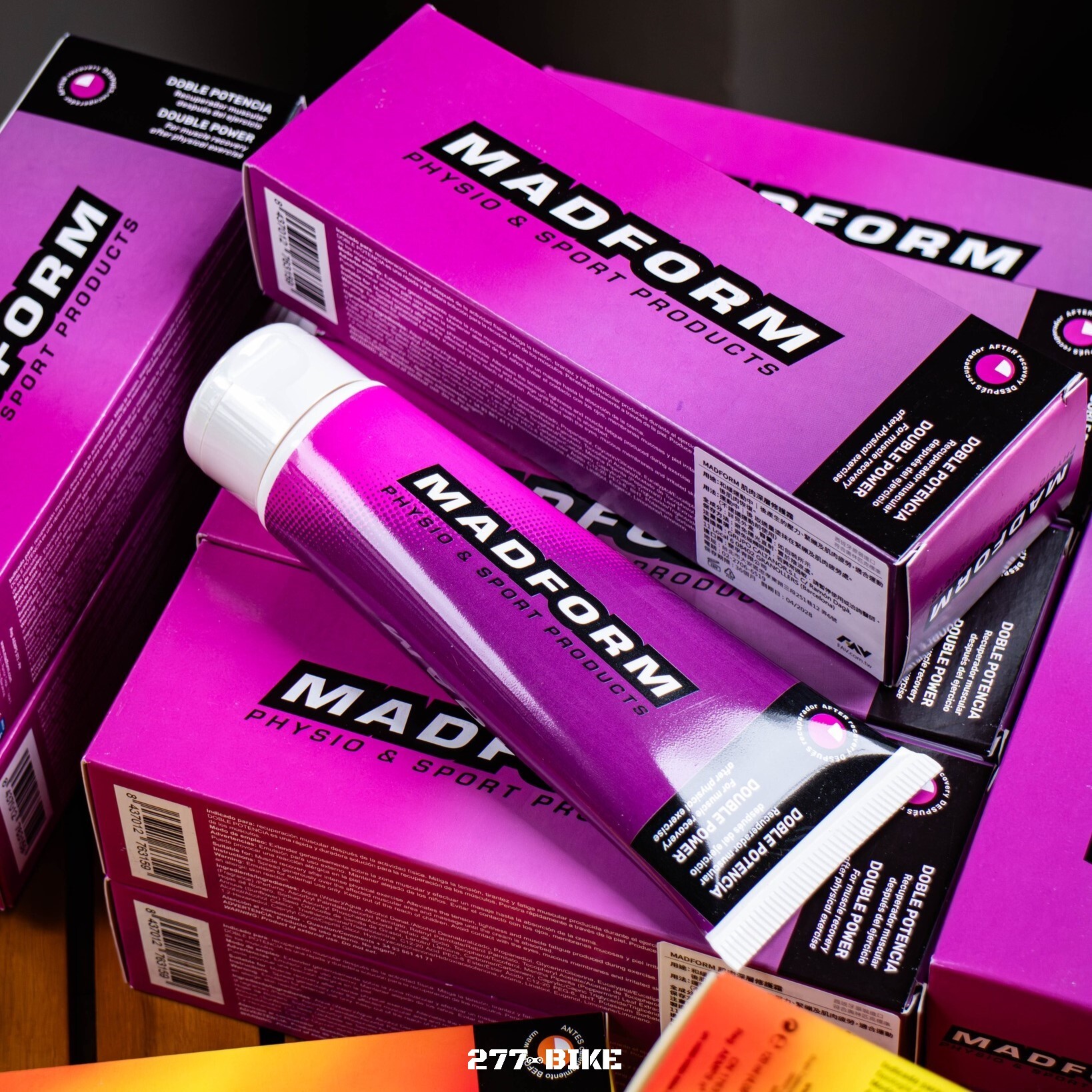 ❙ 運動傷害專家 ❙ 第二代賽中(後) MADFORM SOS 深層強效肌肉修護乳霜 120ml