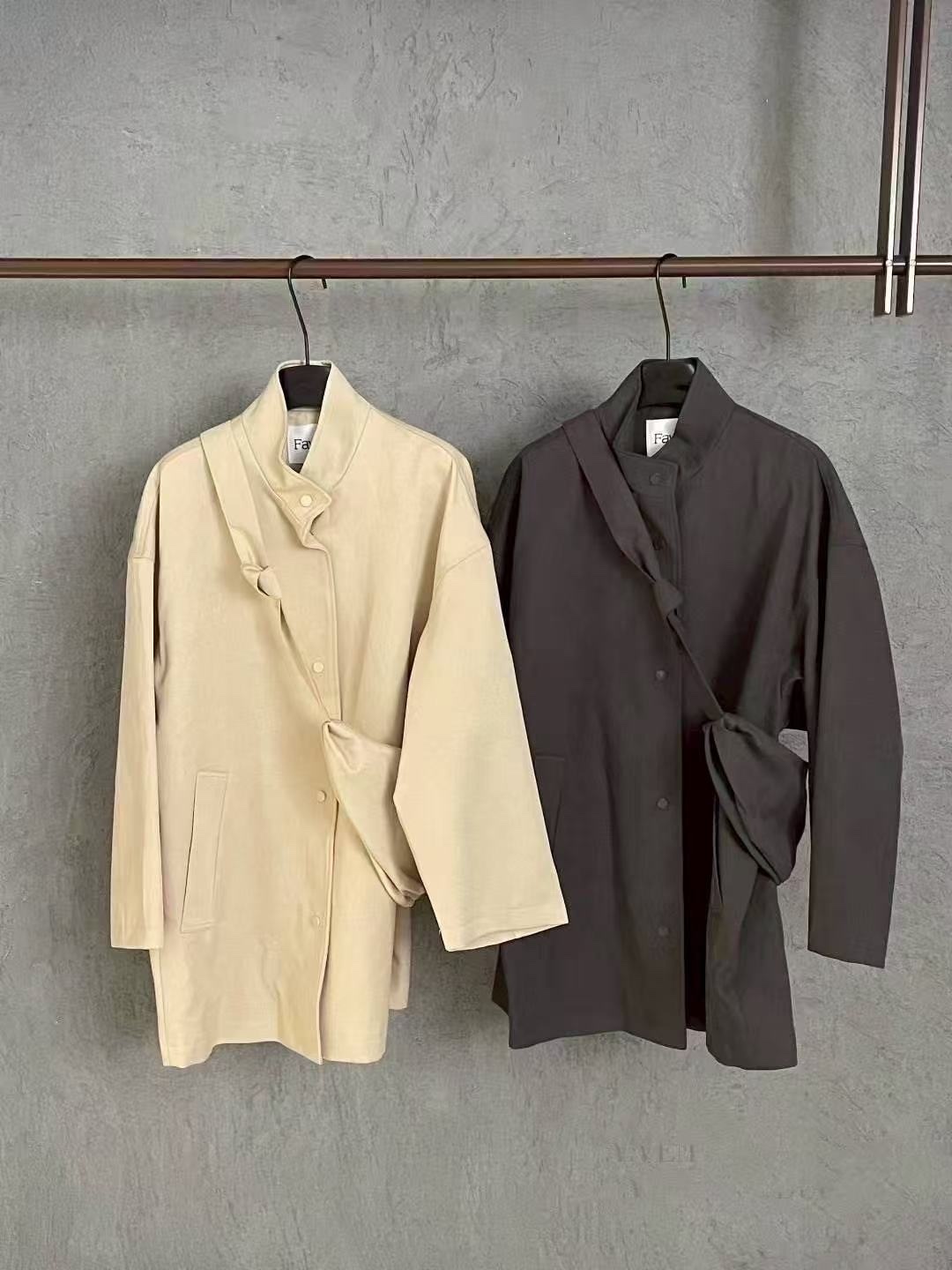 8571 高級簡約立領風衣（附包包）