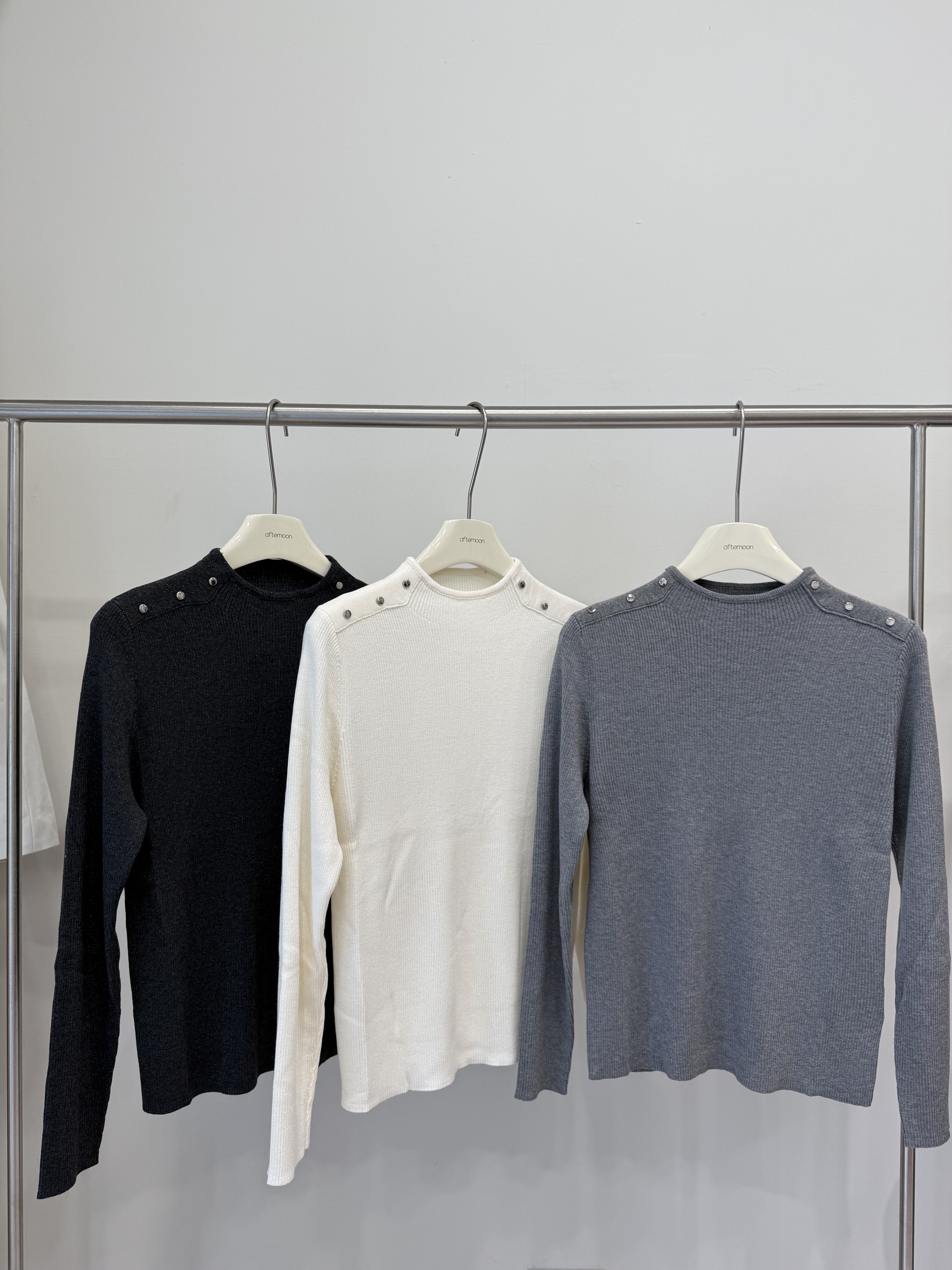 3106 肩釦小立領上衣