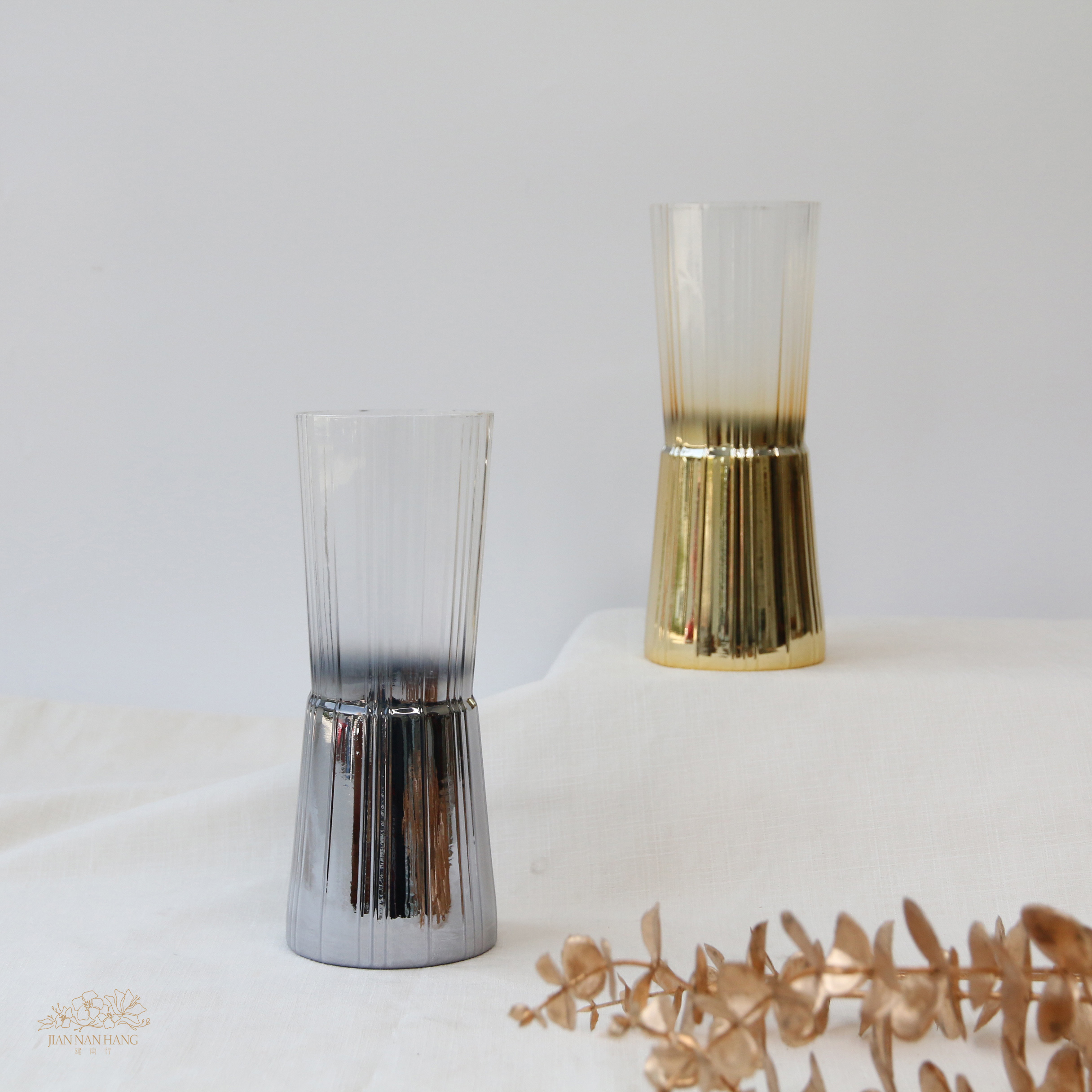 玻璃花器 豎紋漸層 2色