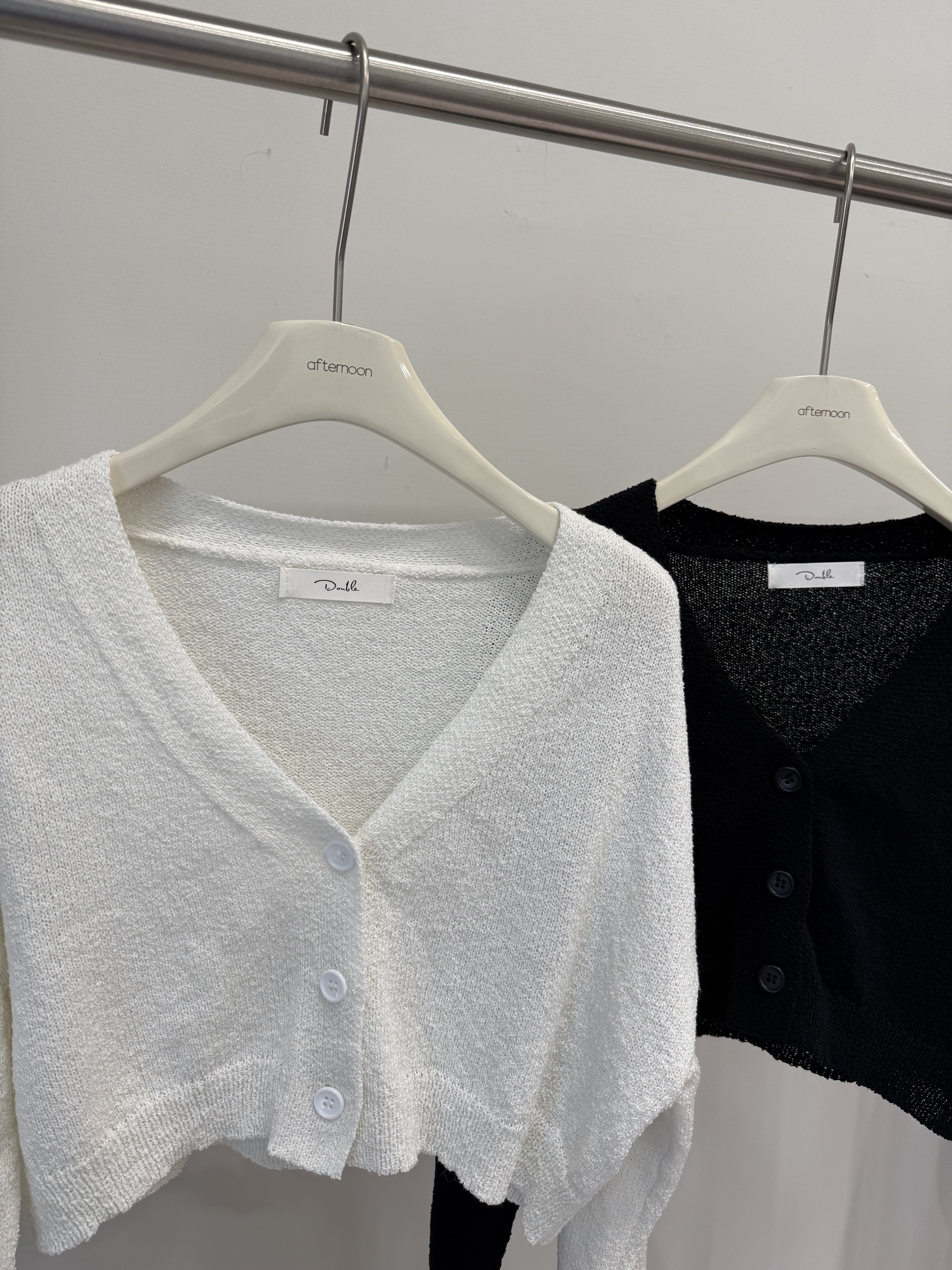 2526 針織短版外套