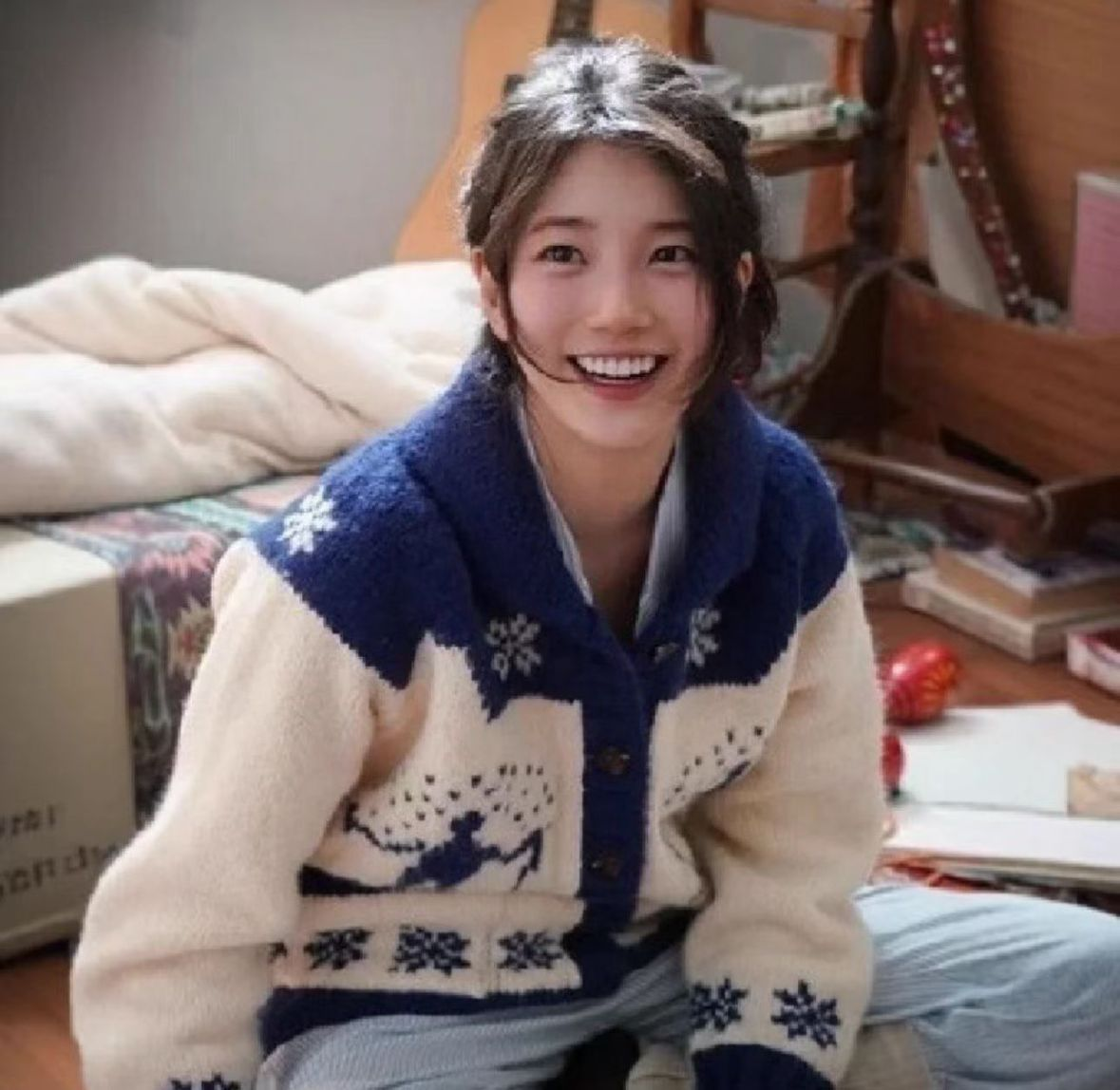 滑雪雪花開胸針織外套(藍色)