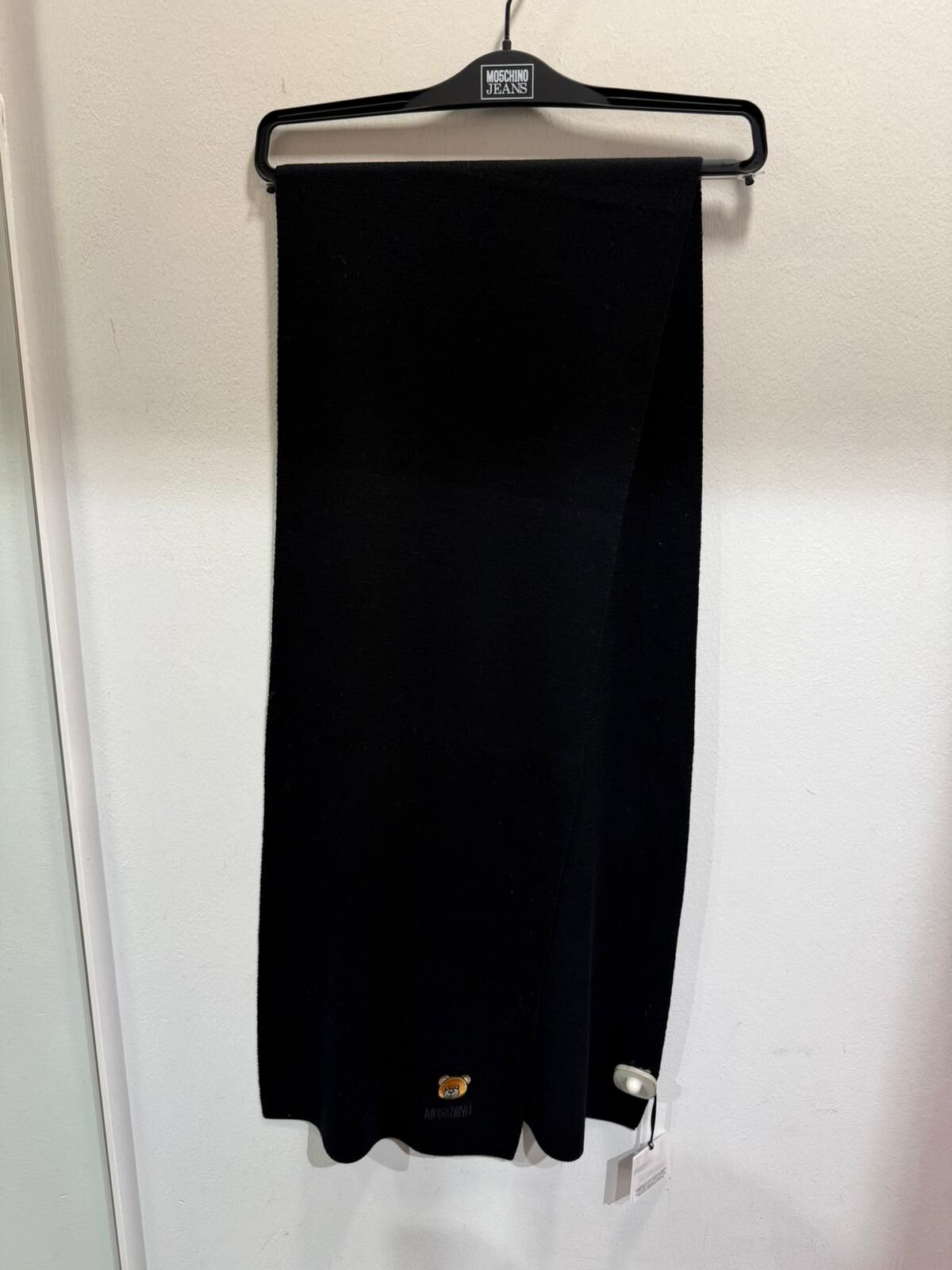 【預購】AE112617 Moschino 小LOGO羊毛圍巾