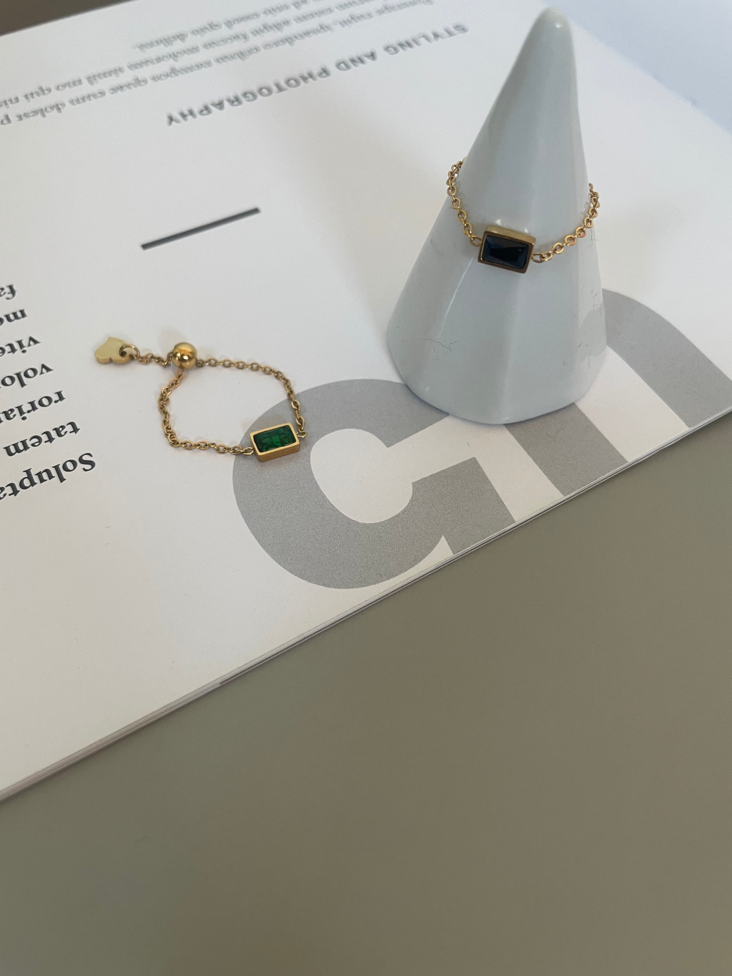 color zirconia chain ring