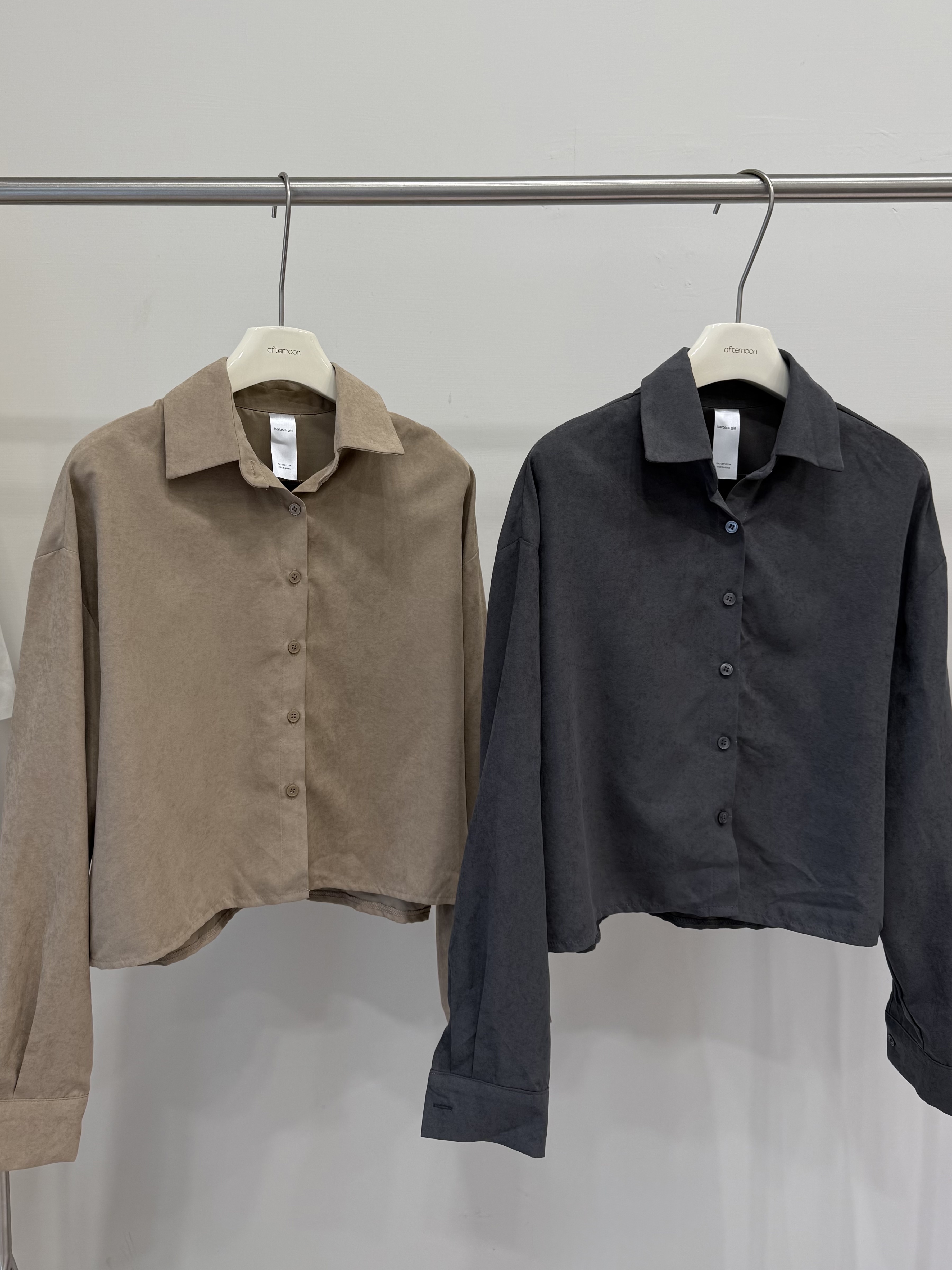 828 正韓蜜桃絨襯衫