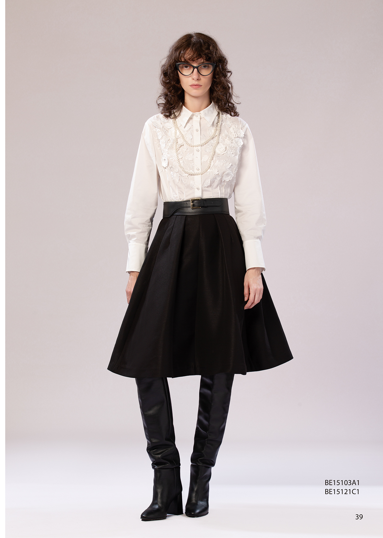 BE15121C1 黑絨光影輕奢A字裙