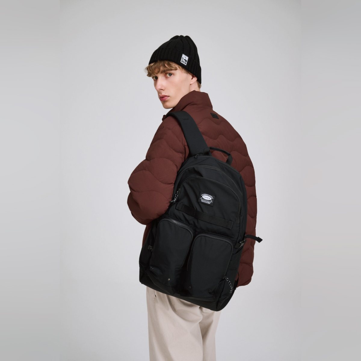 【EIDER】VOYAGER 旅行後背包 23L/25EDUU25B41-[軍綠、經典黑]