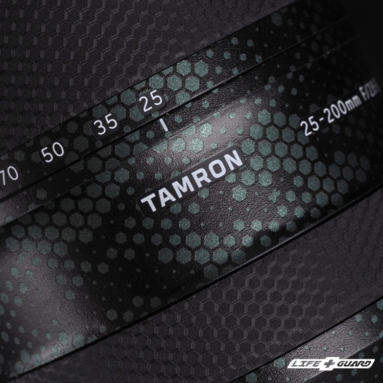 LIFE+GUARD 鏡頭貼膜特寫，綠曼巴風格設計，適用 TAMRON 25-200mm F2.8-5.6 G2