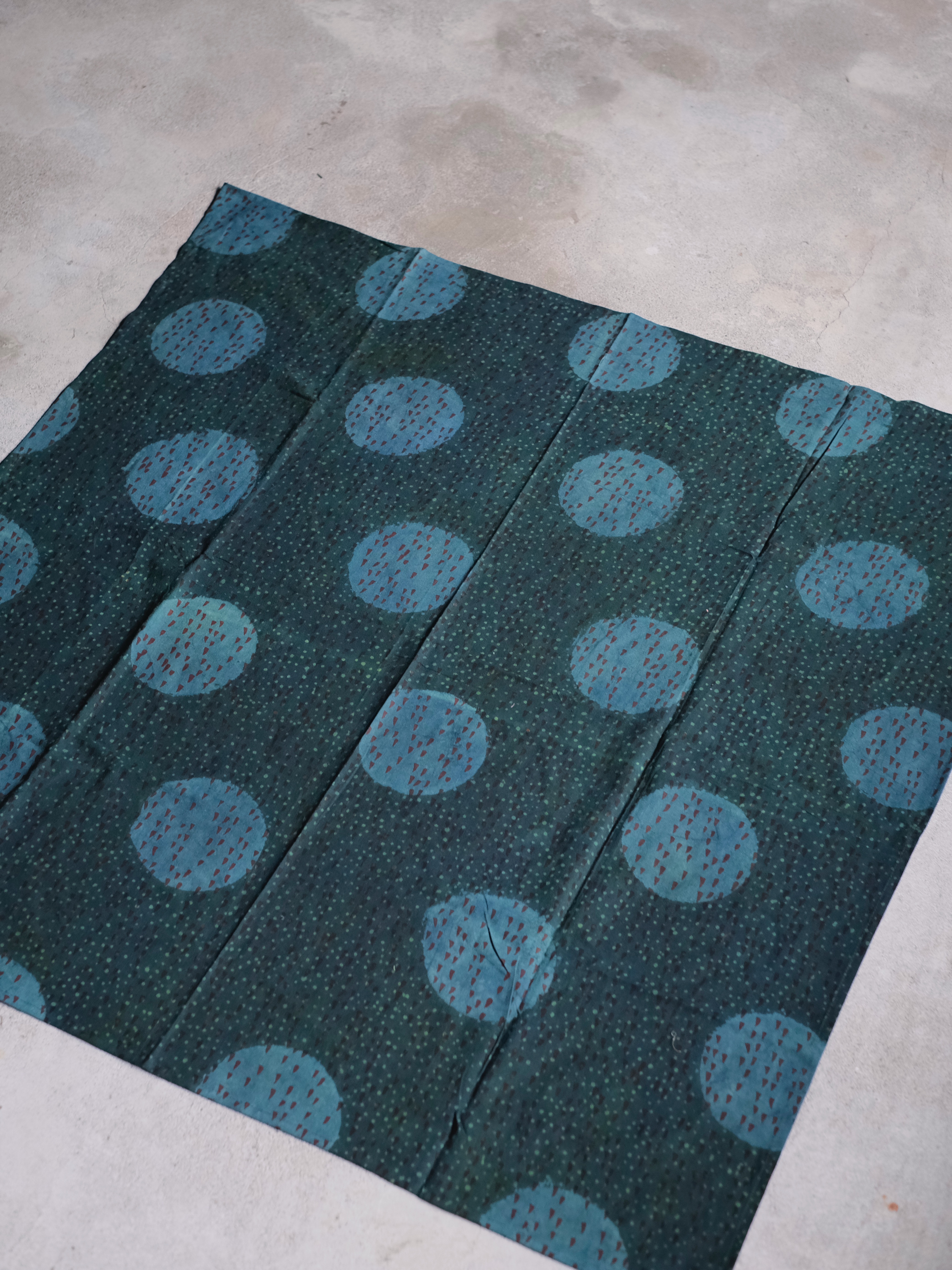 Kachua 手染包袱巾 / Khadi