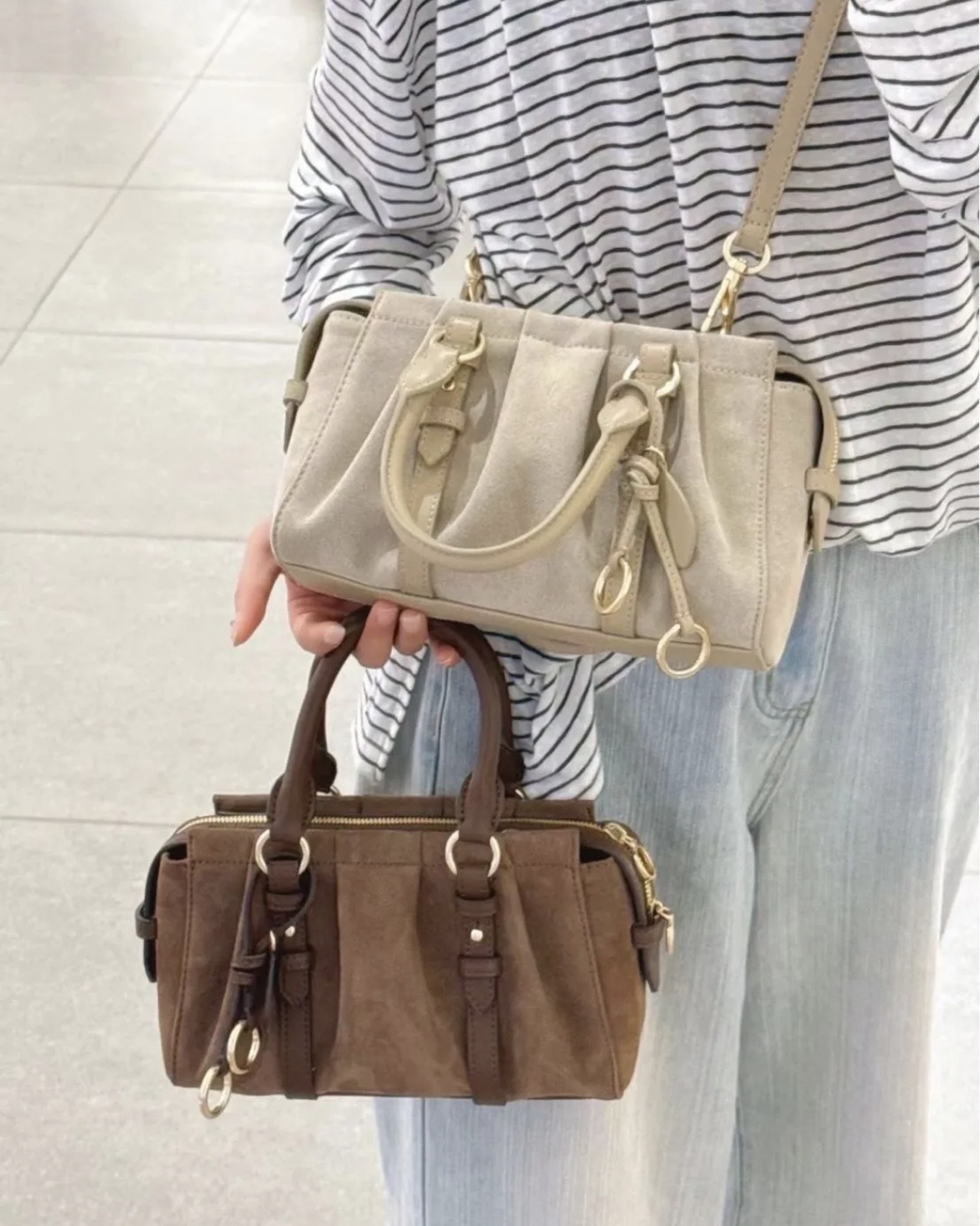 CHARLES & KEITH 小CK Britton 麂皮 抓皺 手提包 絨面 斜背包 共2色