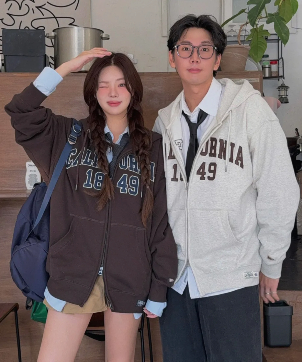 韓國🇰🇷連線 WHO.A.U 美式刺繡雙拉鍊連帽外套 學院風 寬鬆 6色(任買兩件711免運)/預購