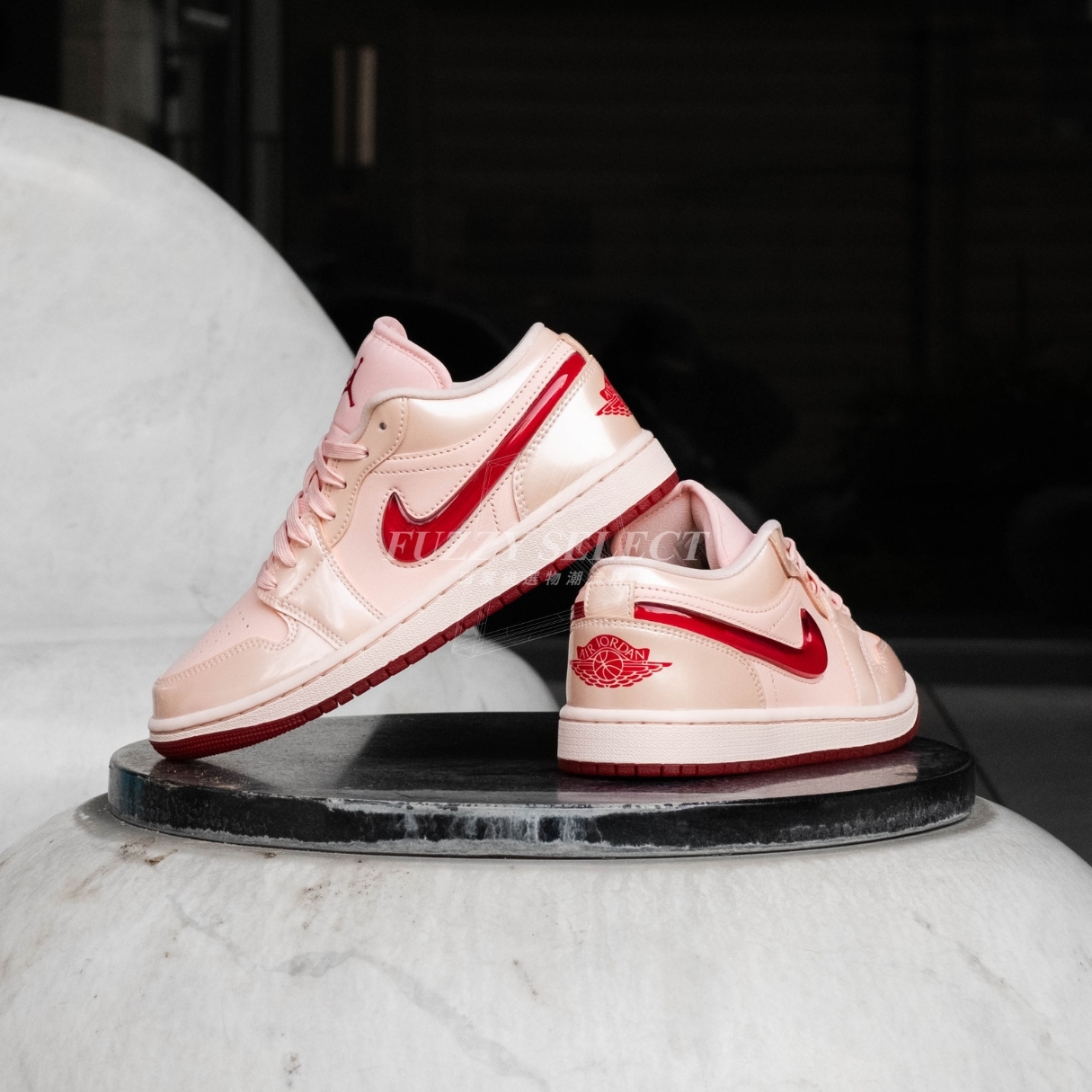 【逢甲 FUZZY】W Air Jordan 1 Low "Valentine’s Day" 情人節 HF3174-600