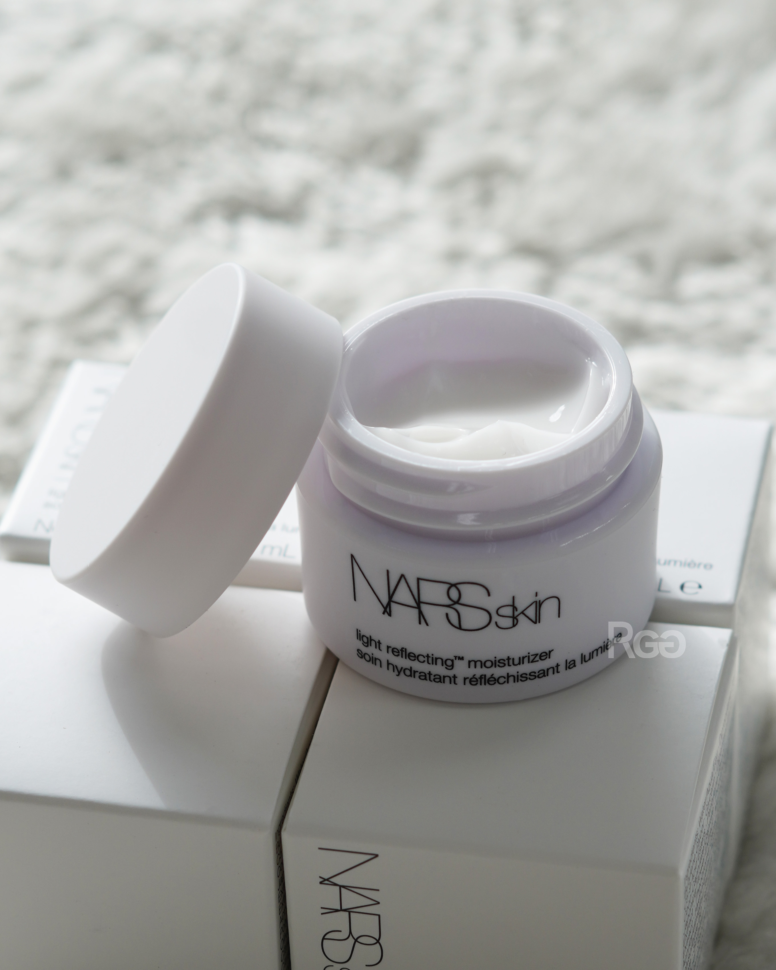 NARS 裸光賦活彈潤水凝霜14ml