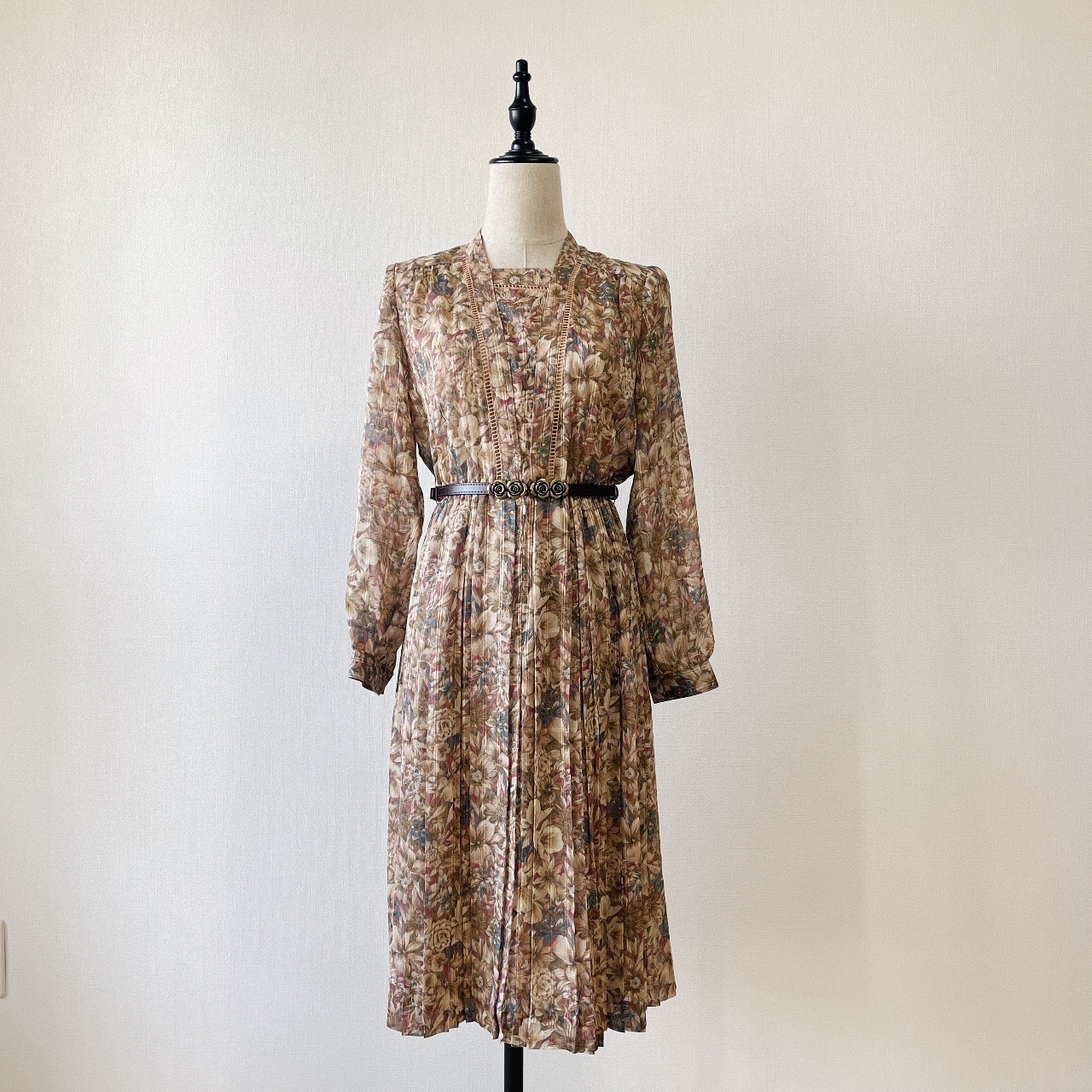 日本製秋日大地色格紋花卉連身裙