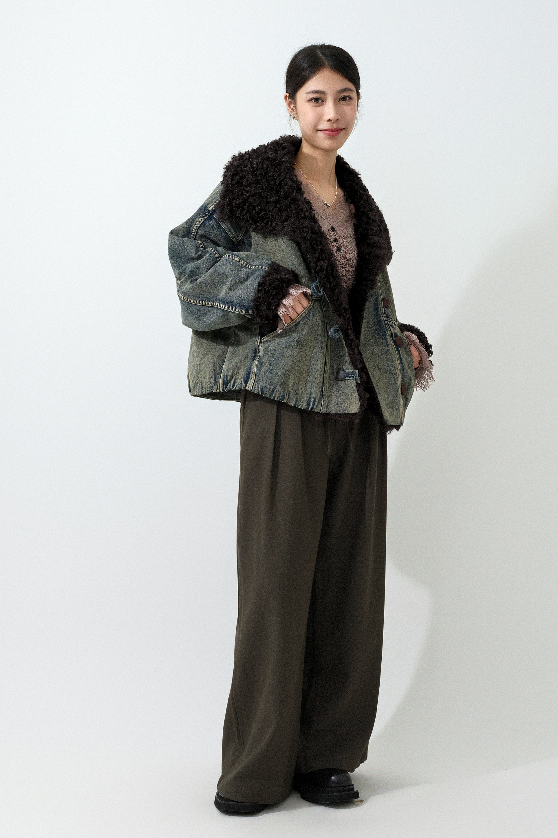 FW25_0234（外套＋上衣＋長褲）