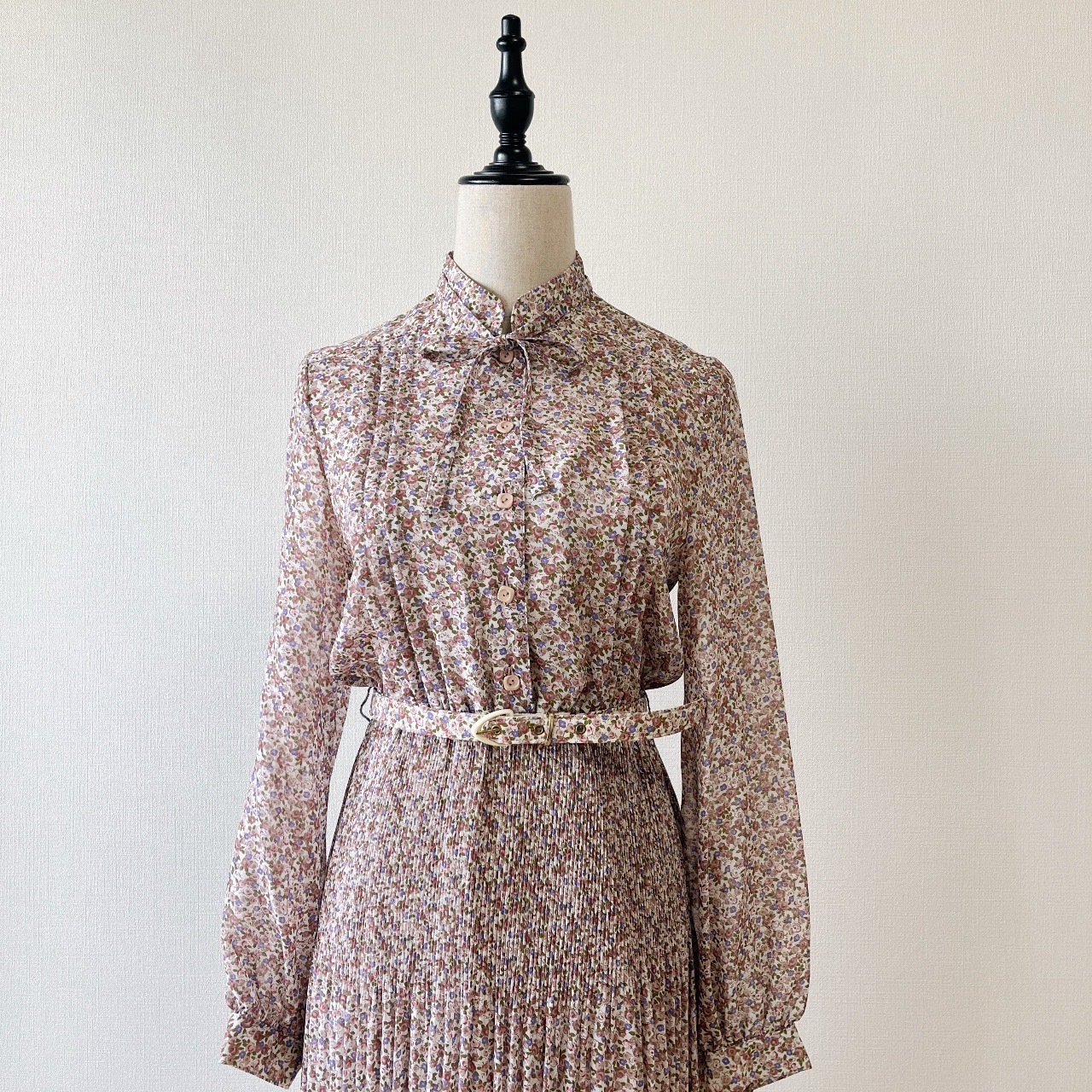 日本製米色小碎花古著連身裙