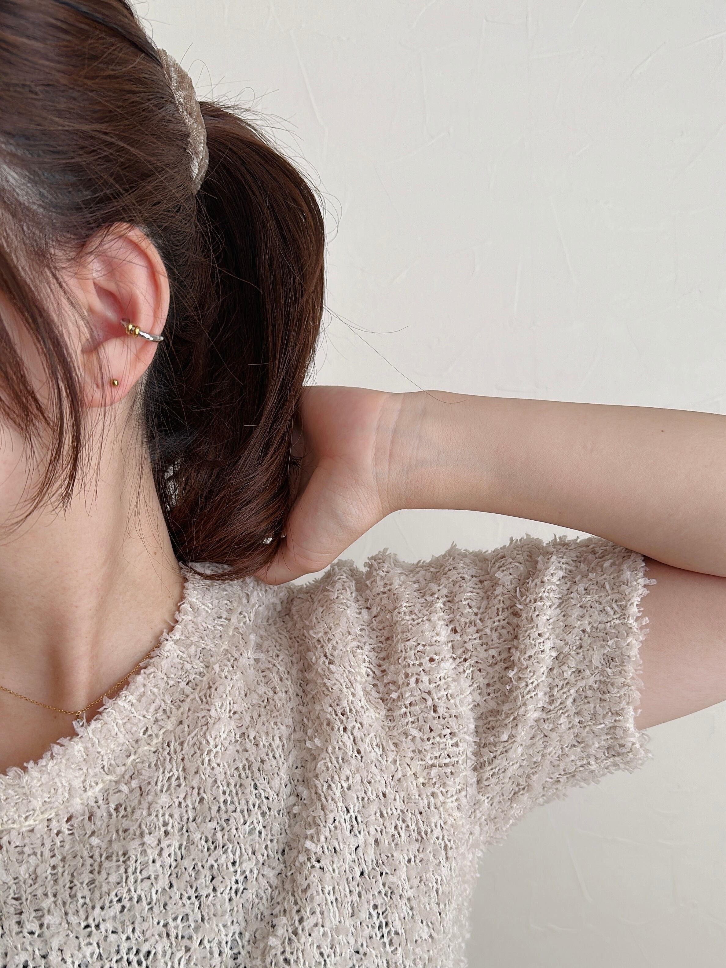 SS bicolor ear cuff