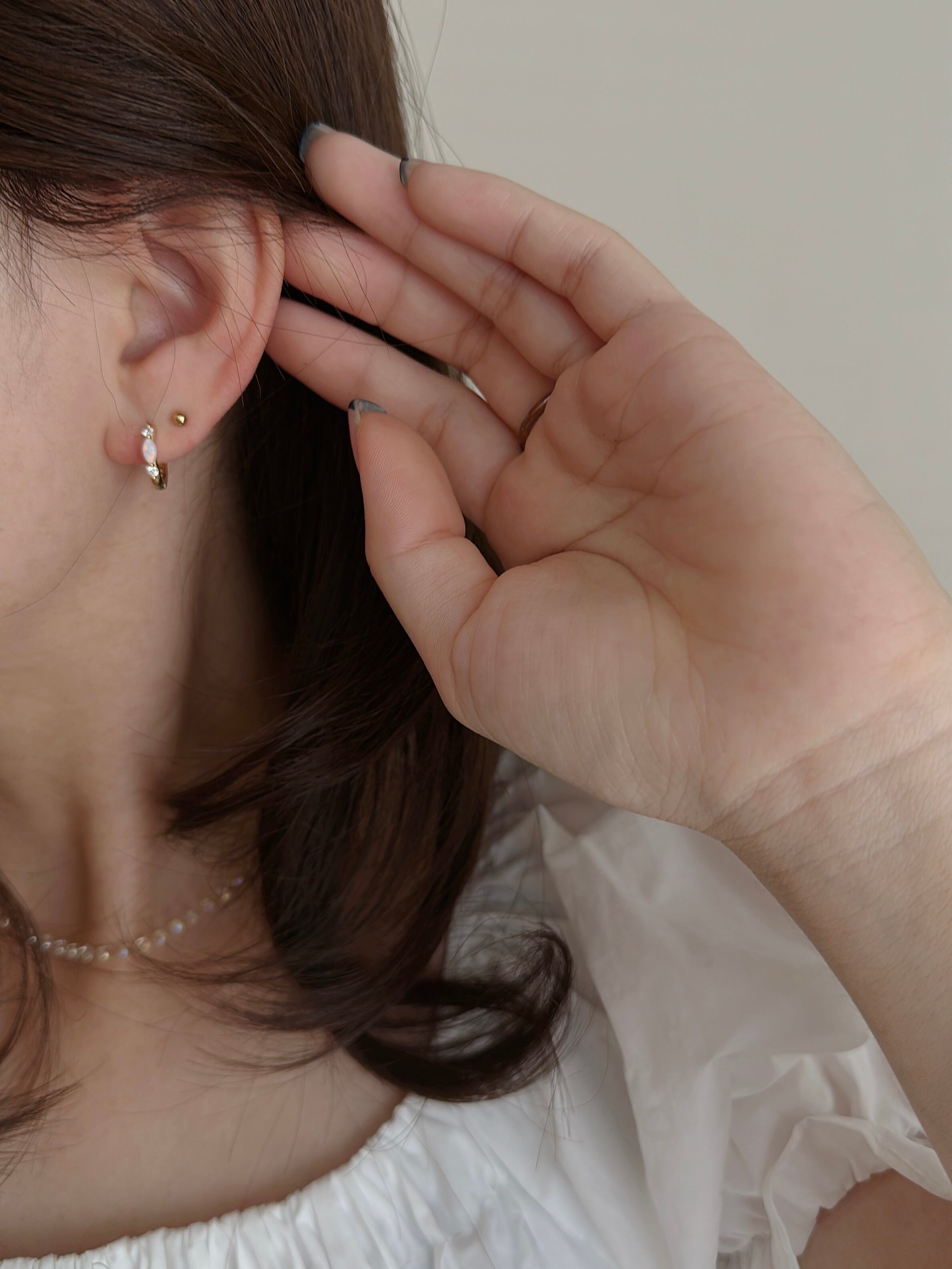 S925 opal hoop pierce