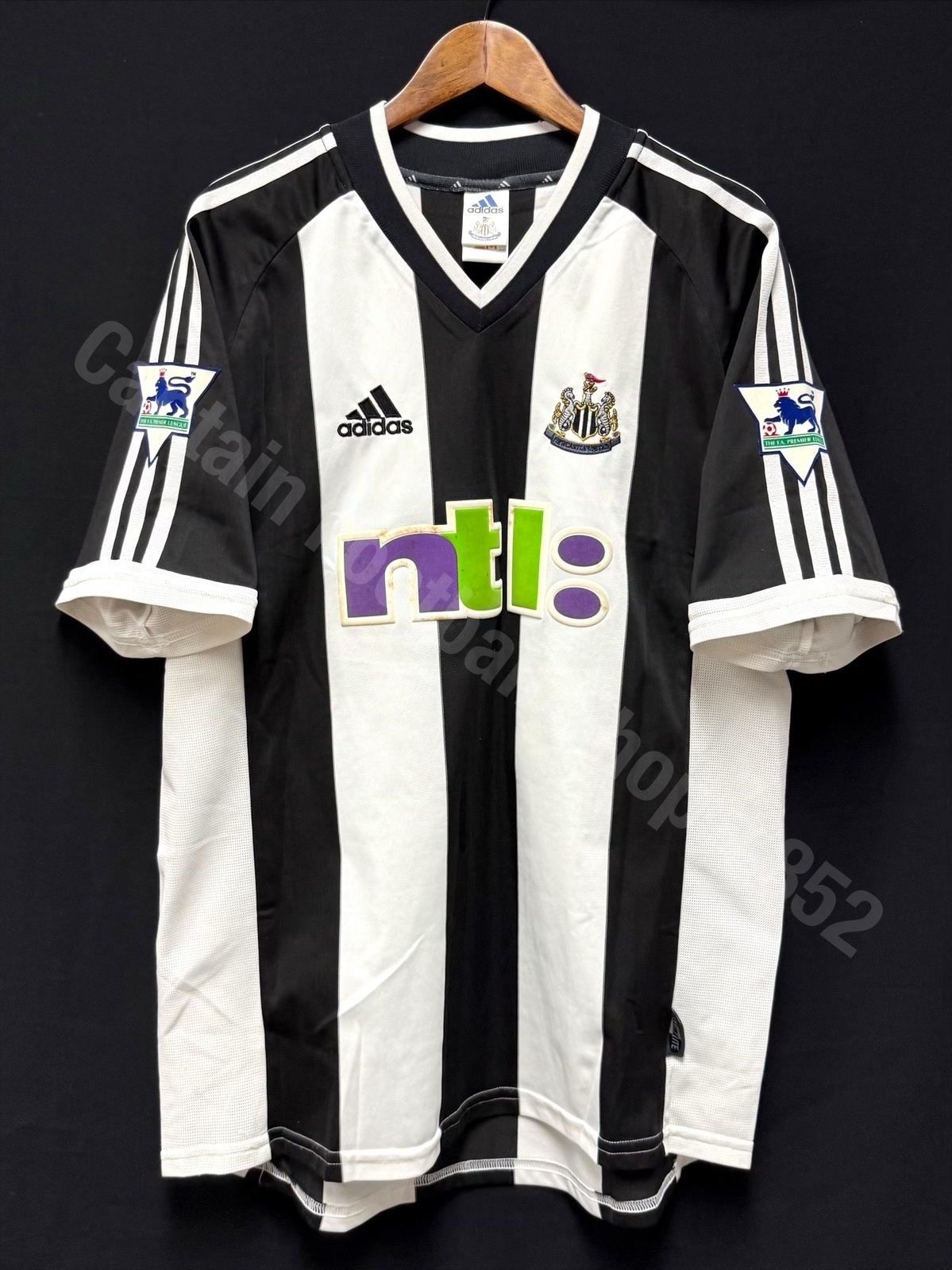 紐卡素 2001-2002 Adidas 主場球衣 #45 VIANA