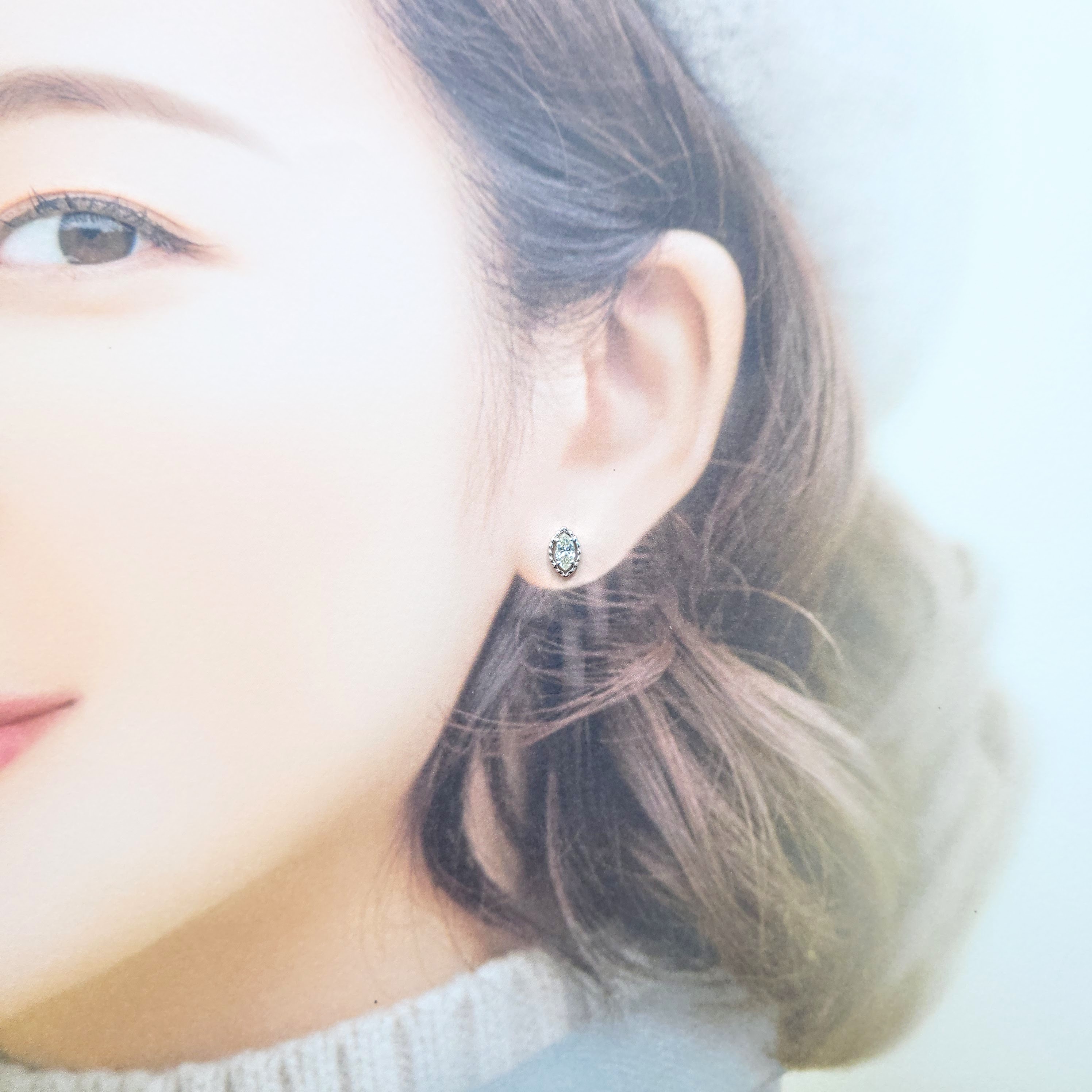 全新18K白金【主石45份欖尖形鑽石】耳環