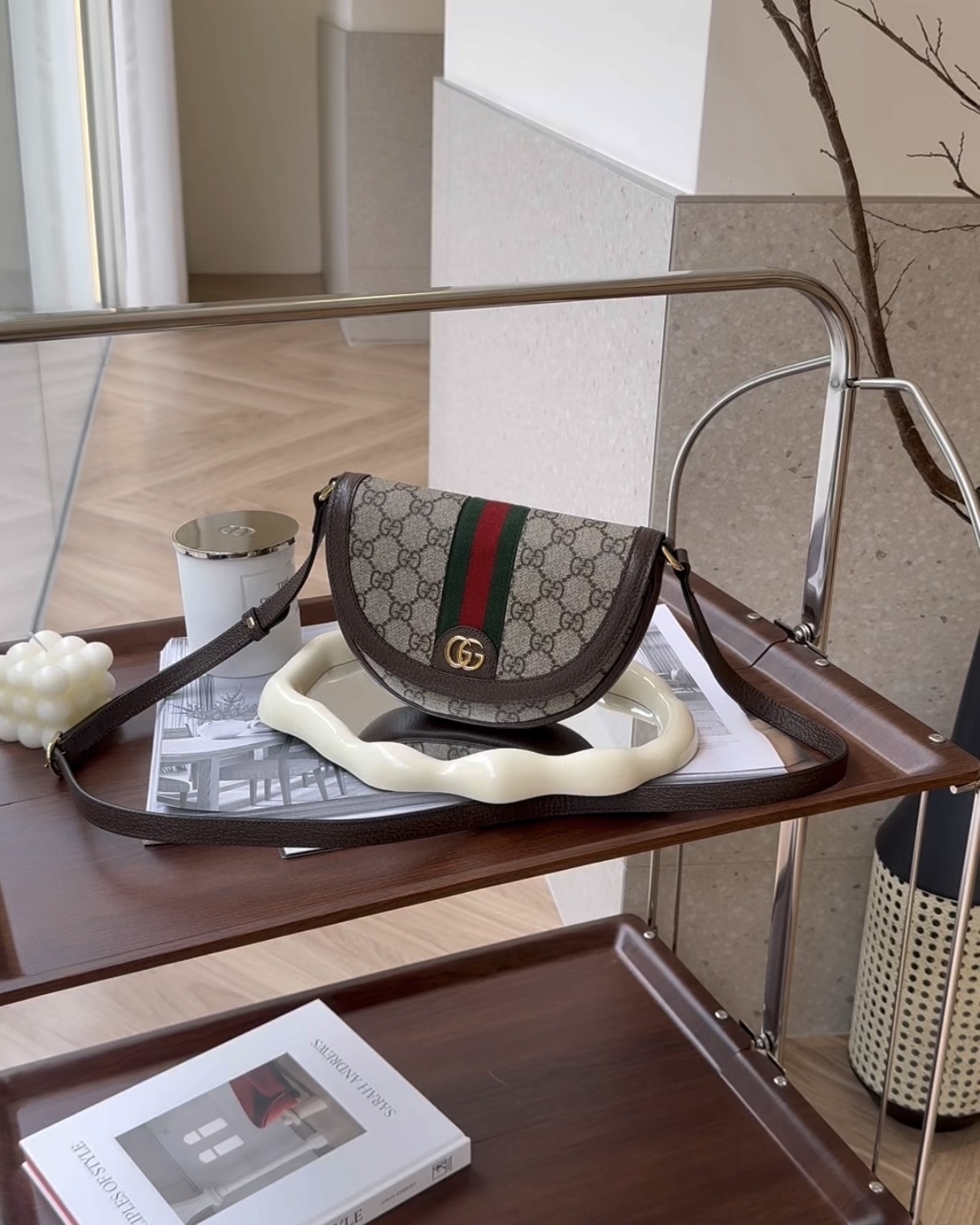 GUCCI｜OPHIDIA 馬鞍半月包 經典老花