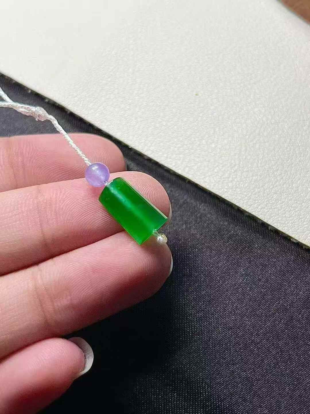 1122368 翡翠無事牌