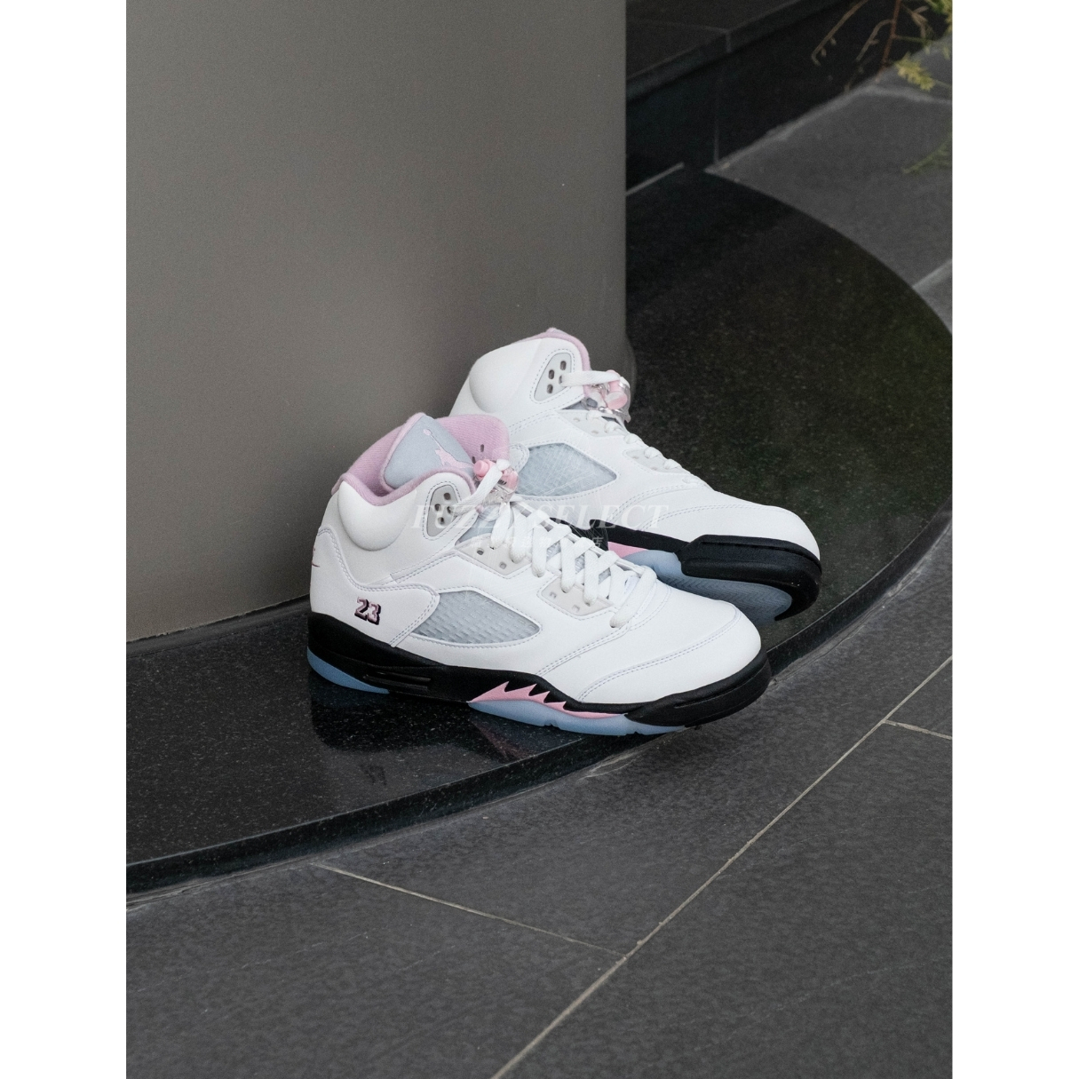 【逢甲 FUZZY】Air Jordan 5 "35th Anniversary" 白粉黑 HQ7978-102