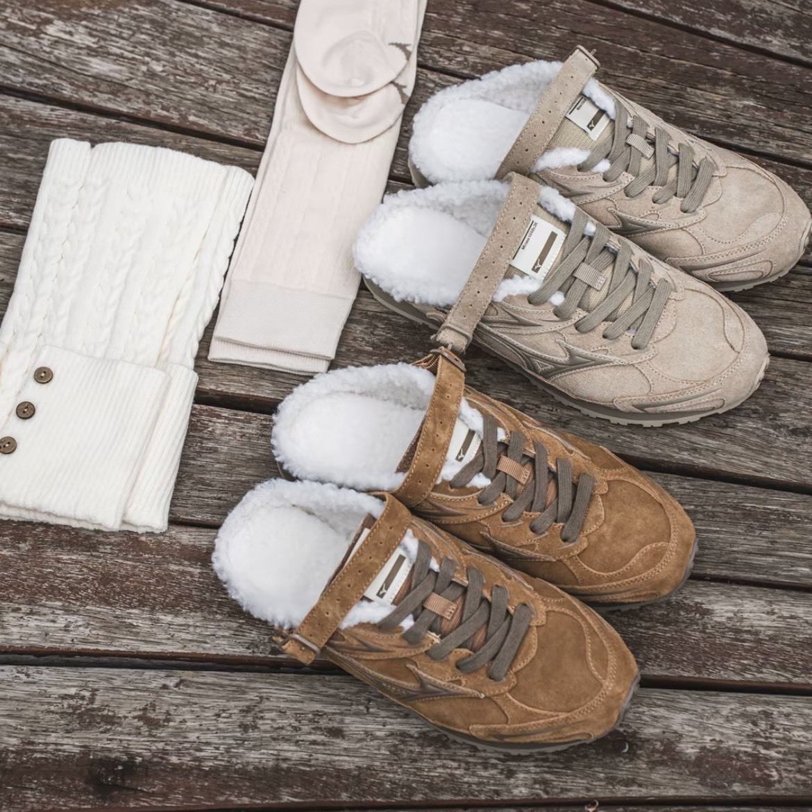 【代購】MIZUNO LG 60S SLIPPER｜深棕／淺卡其｜絨毛穆勒拖鞋・毛毛拖｜美津濃女鞋 D1GH252503 / D1GH252501