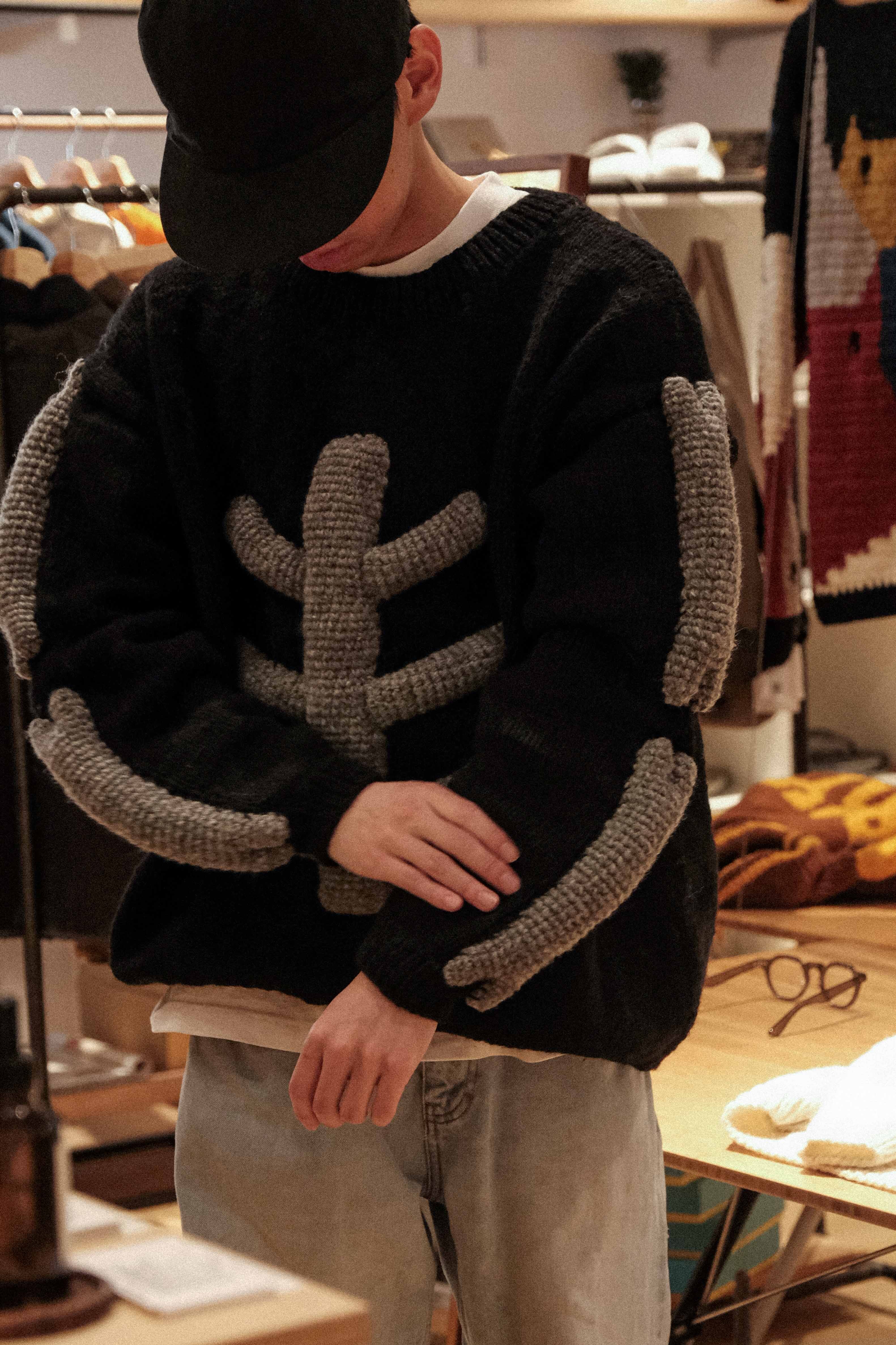Macmahon Knitting Mills Chain Flower Cardigan