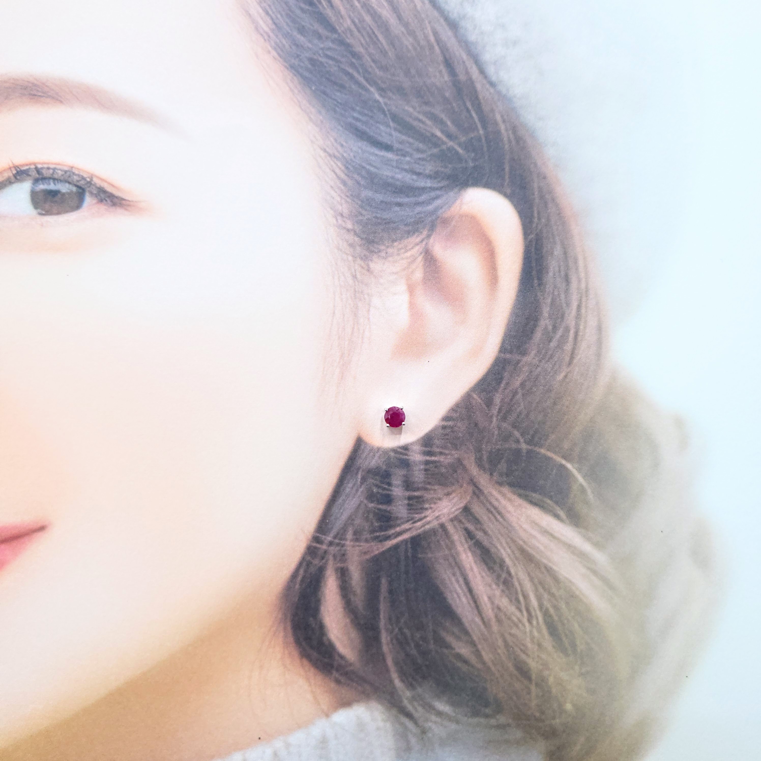 全新18K白金【主石1卡25份紅寶石】耳環