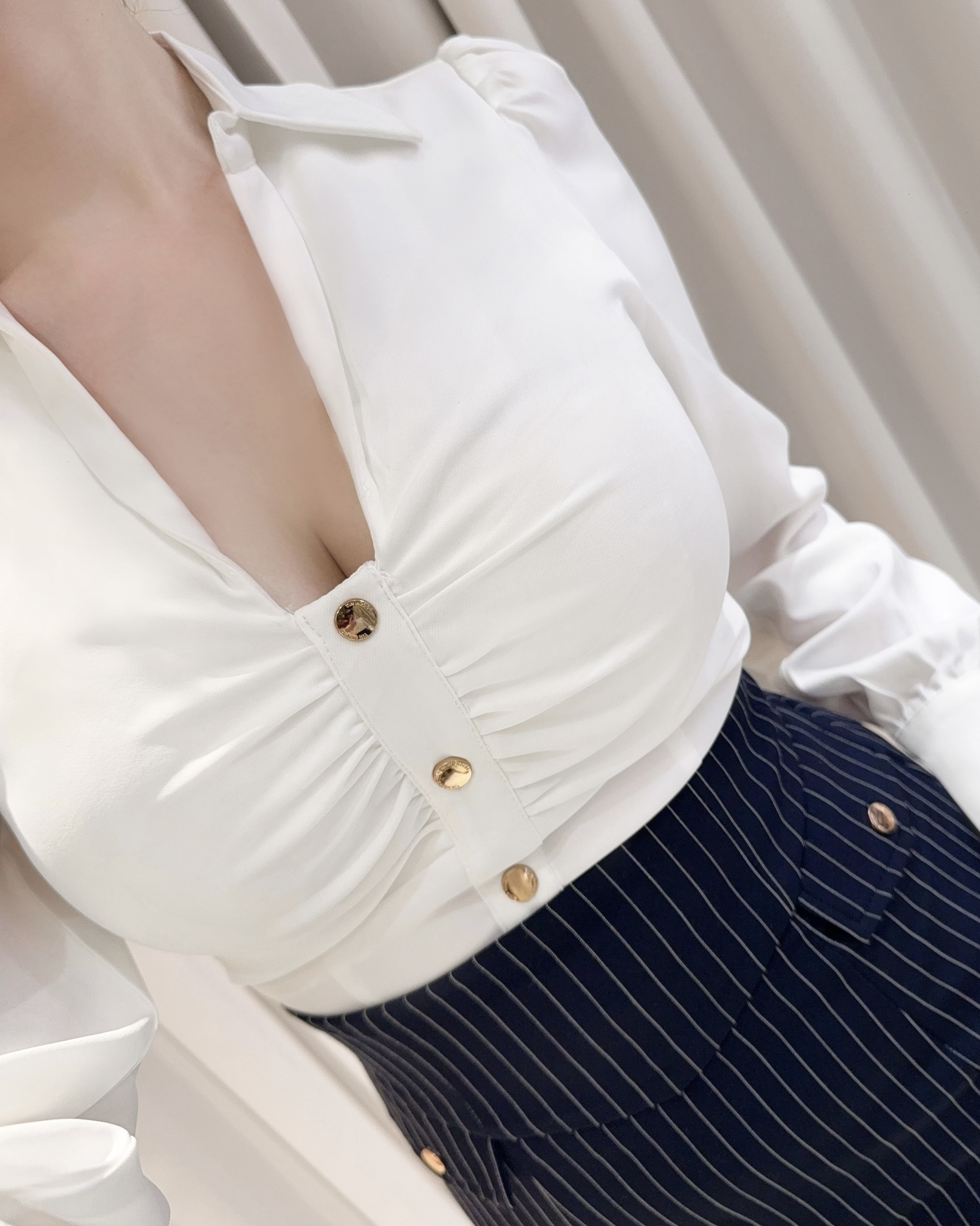 訂製-氣質金釦抓皺襯衫