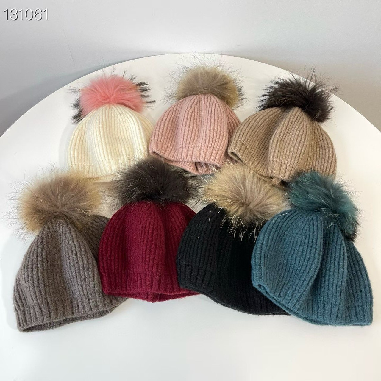 韓系粉嫩蓬毛球保暖帽