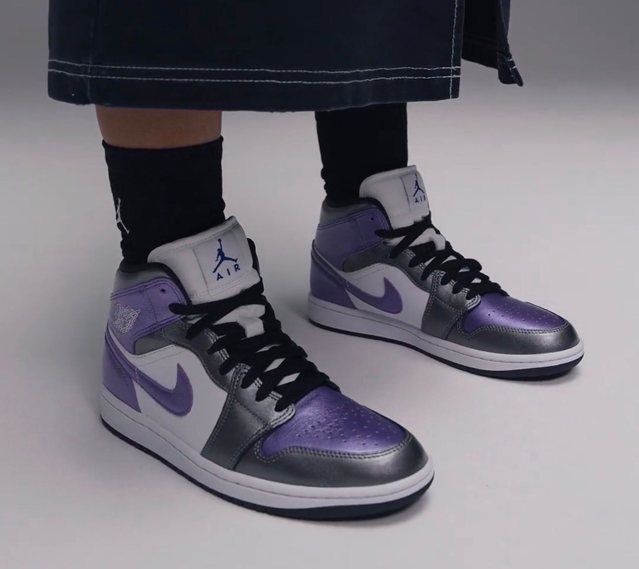 【預購】JN112724 Nike  Air Jordan 1 Mid SE 女子運動鞋