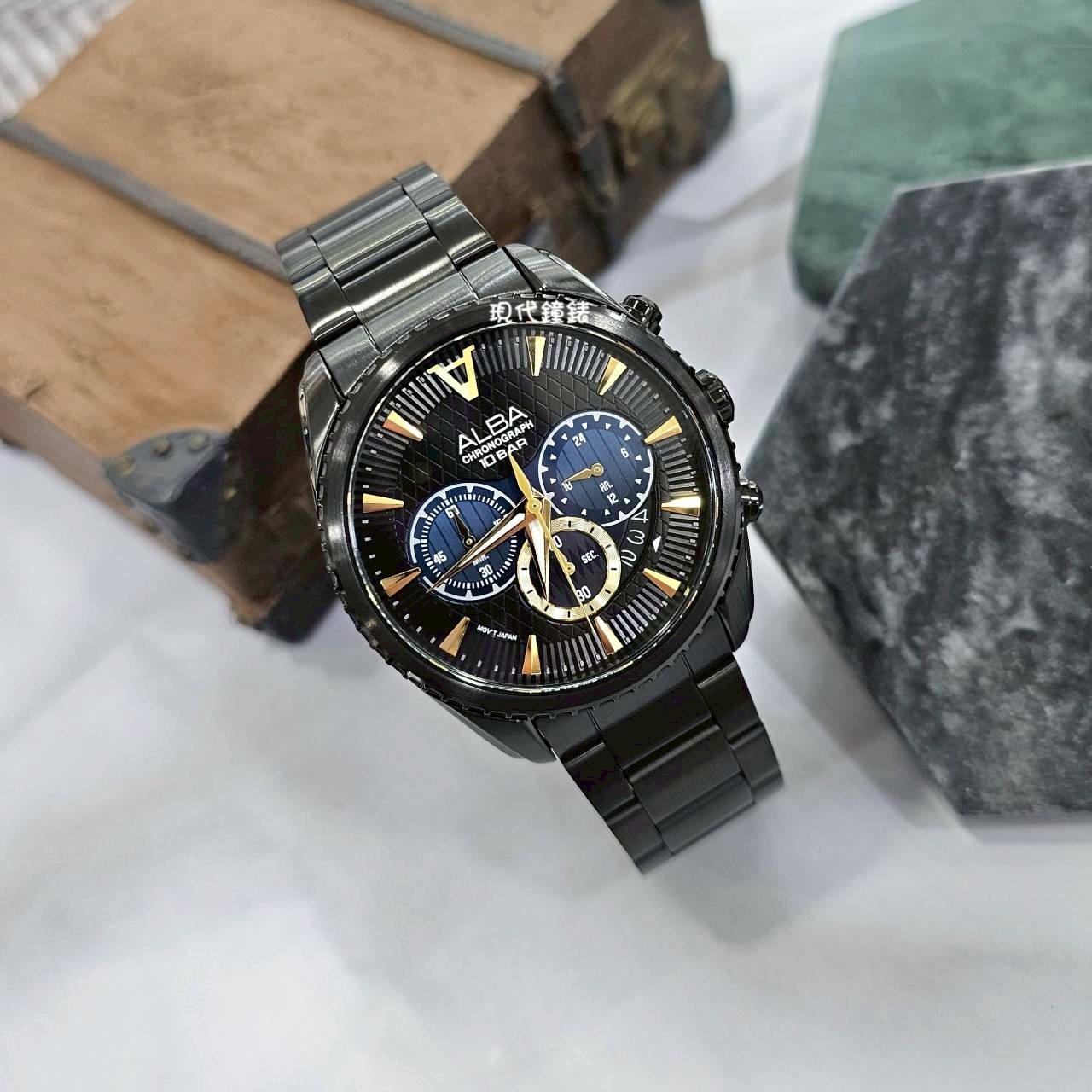 【ALBA 雅柏】SIGNA 東京黑武士VD53-X394SD 43mm 現代鐘錶