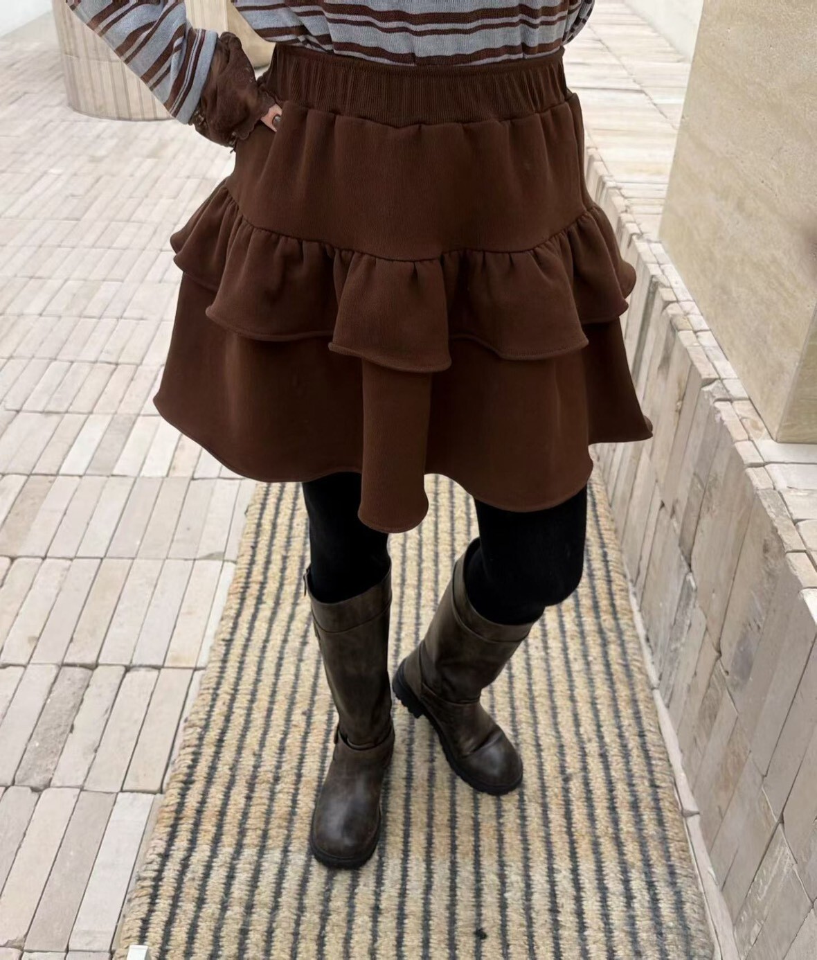 高腰絨布蛋糕短裙