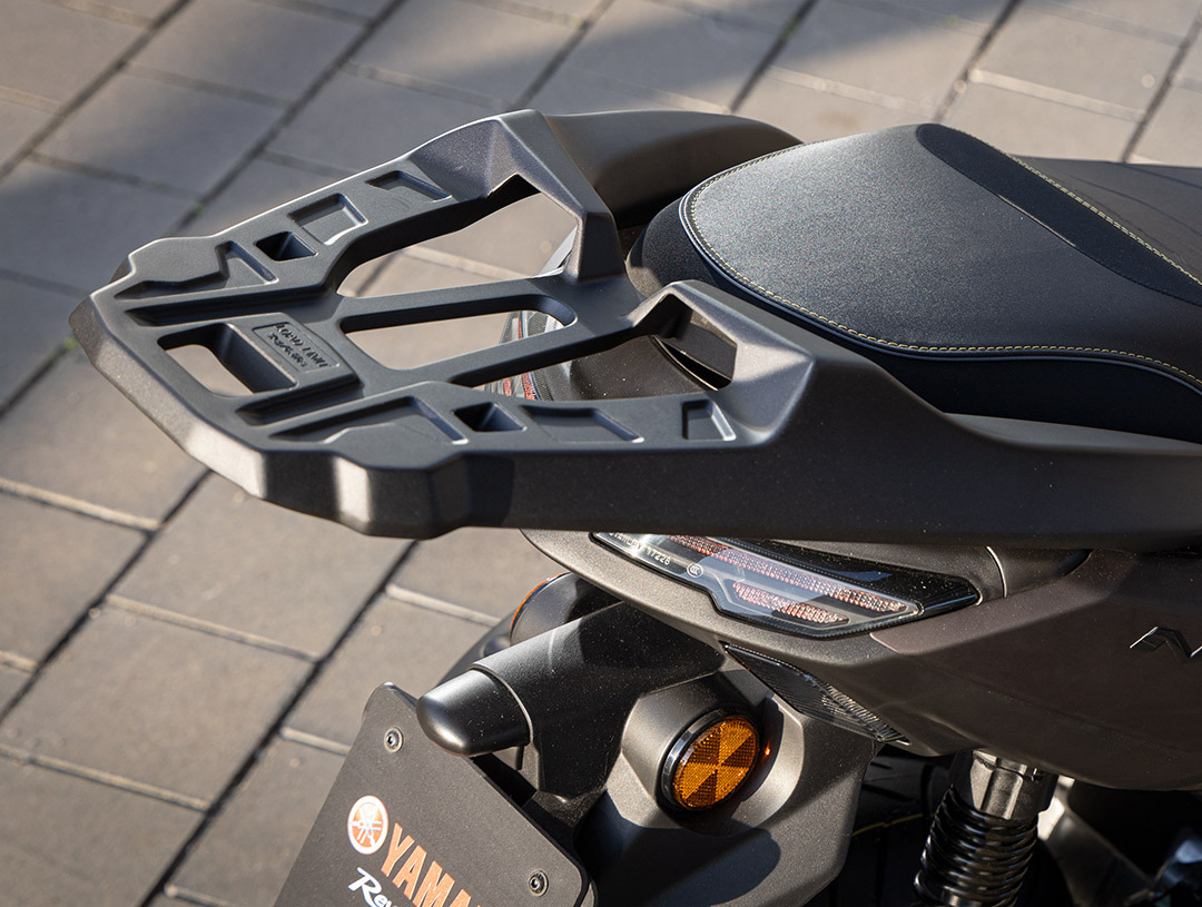 原廠精品 NMAX (全年式) 後架