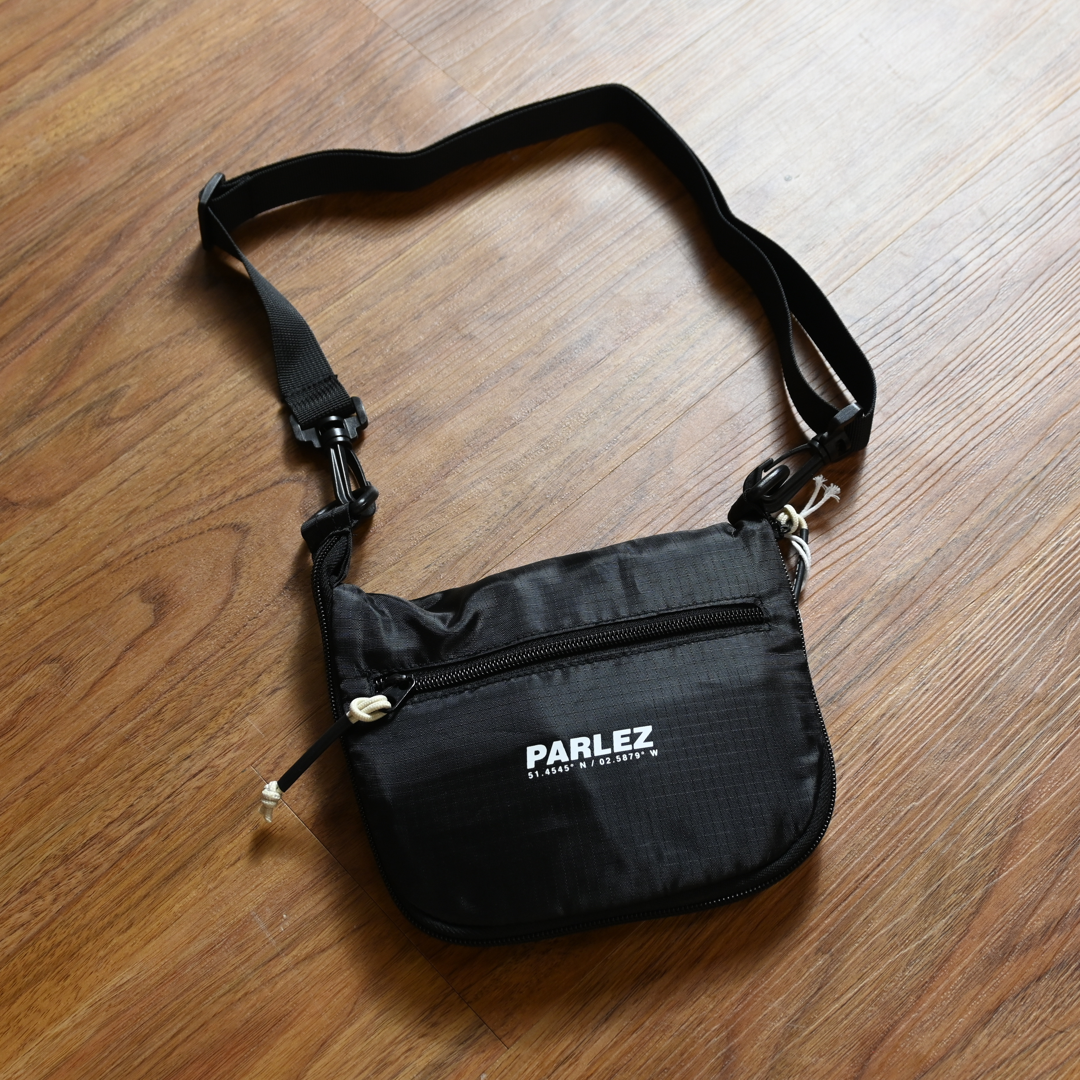 Parlez Haul Tote Bag