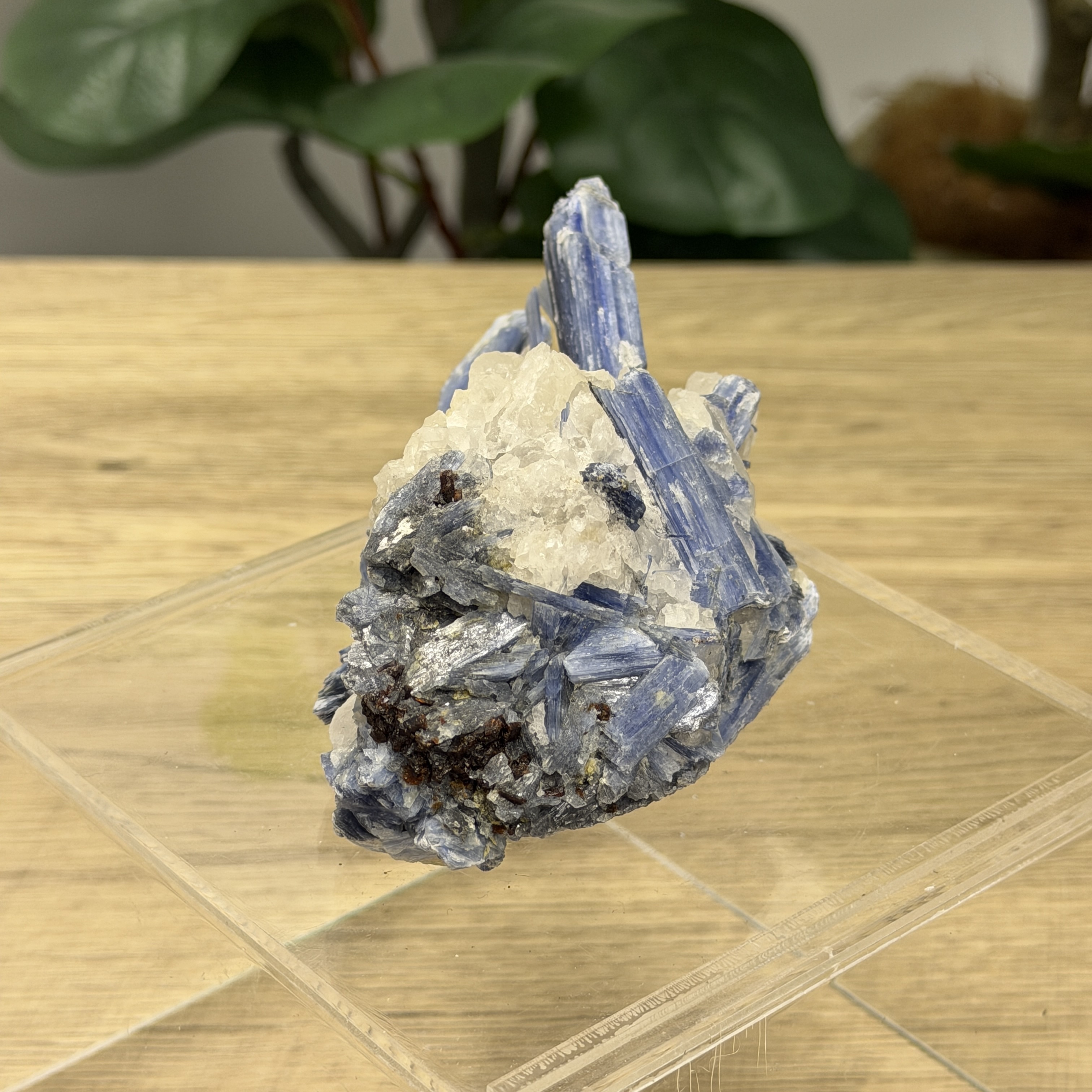 藍晶石原礦 KN1569