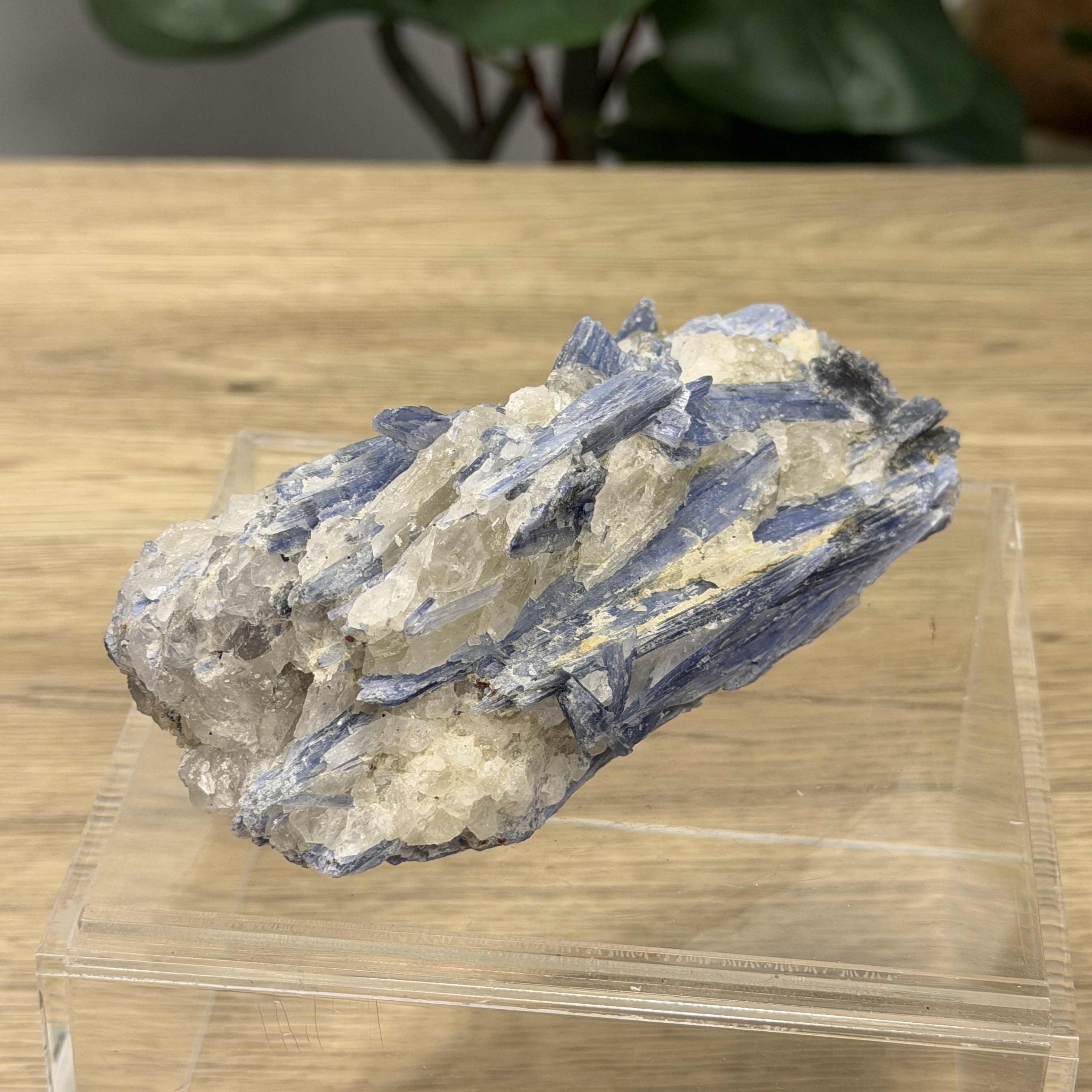 藍晶石原礦 KN1568