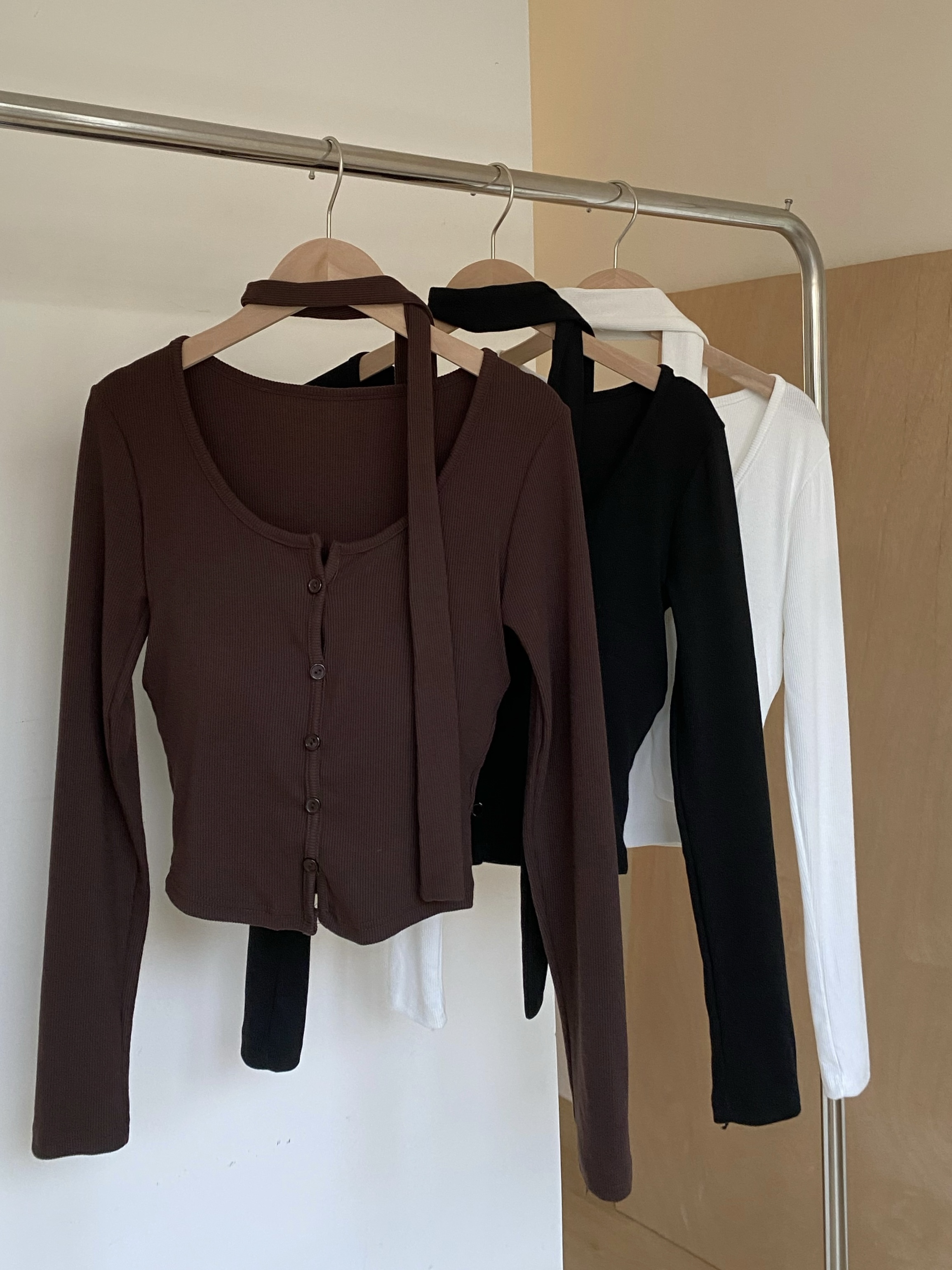 氣質排扣繞脖短版braT