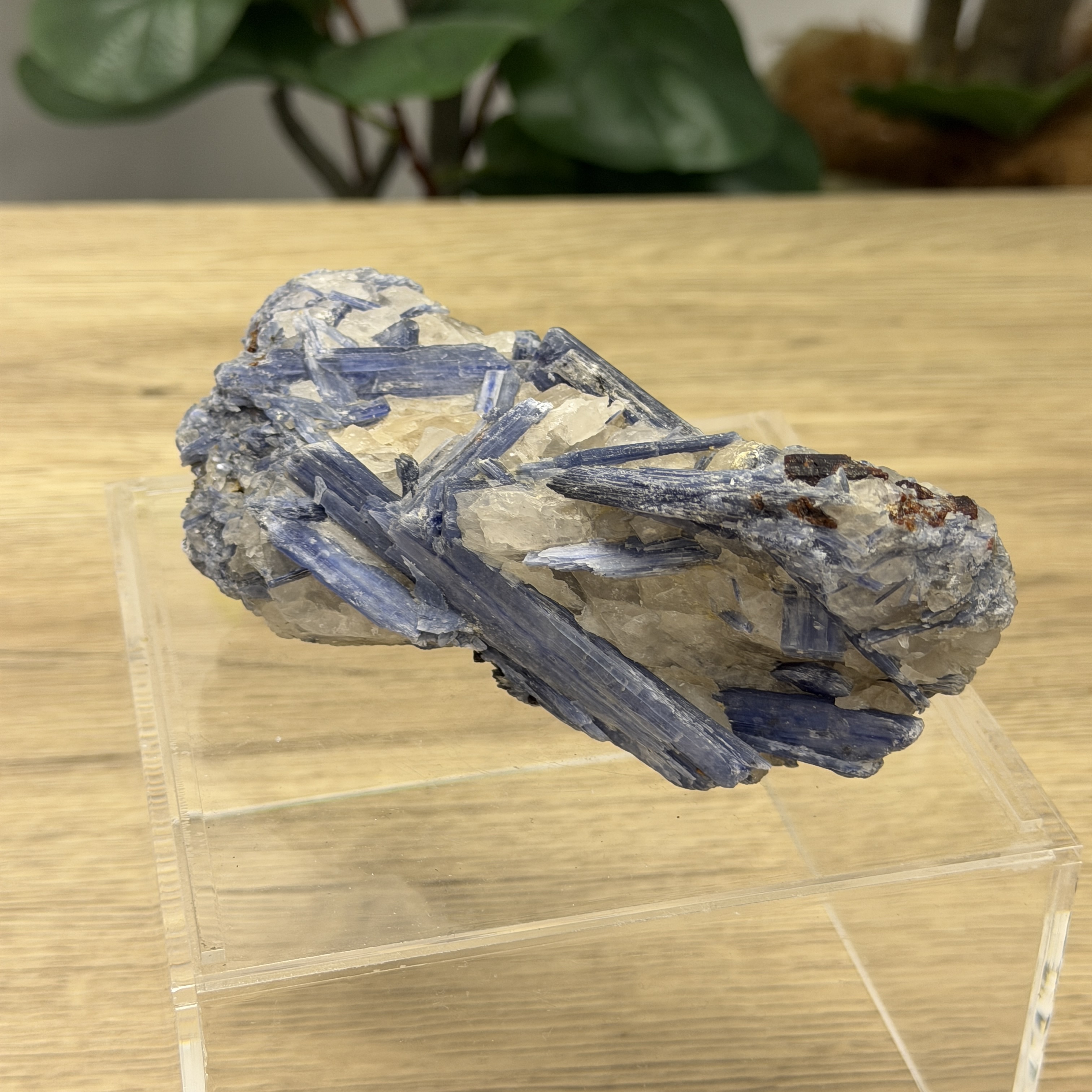 藍晶石原礦 KN1564