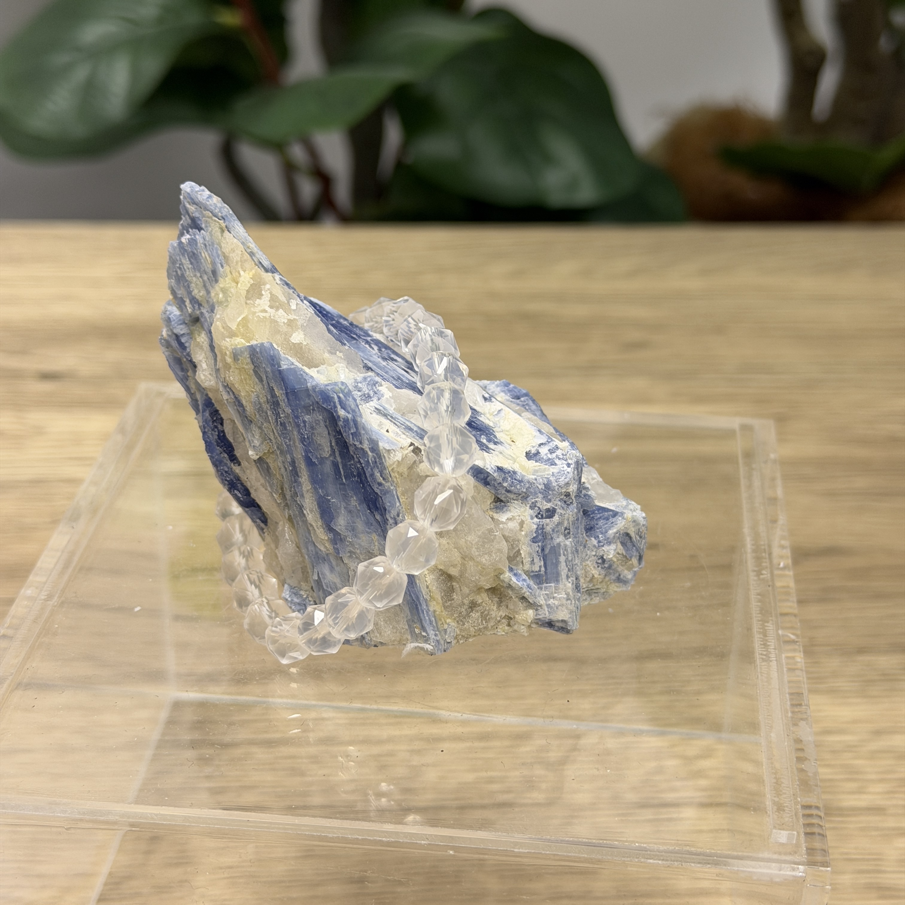 藍晶石原礦 KN1562