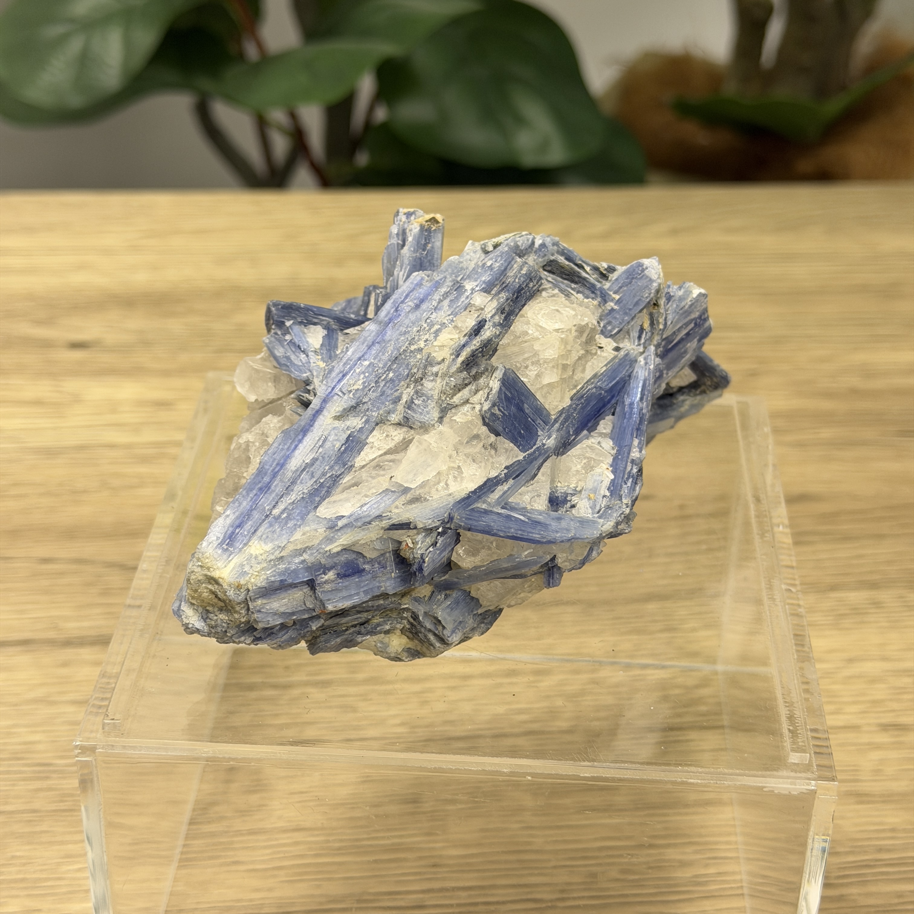 藍晶石原礦 KN1561