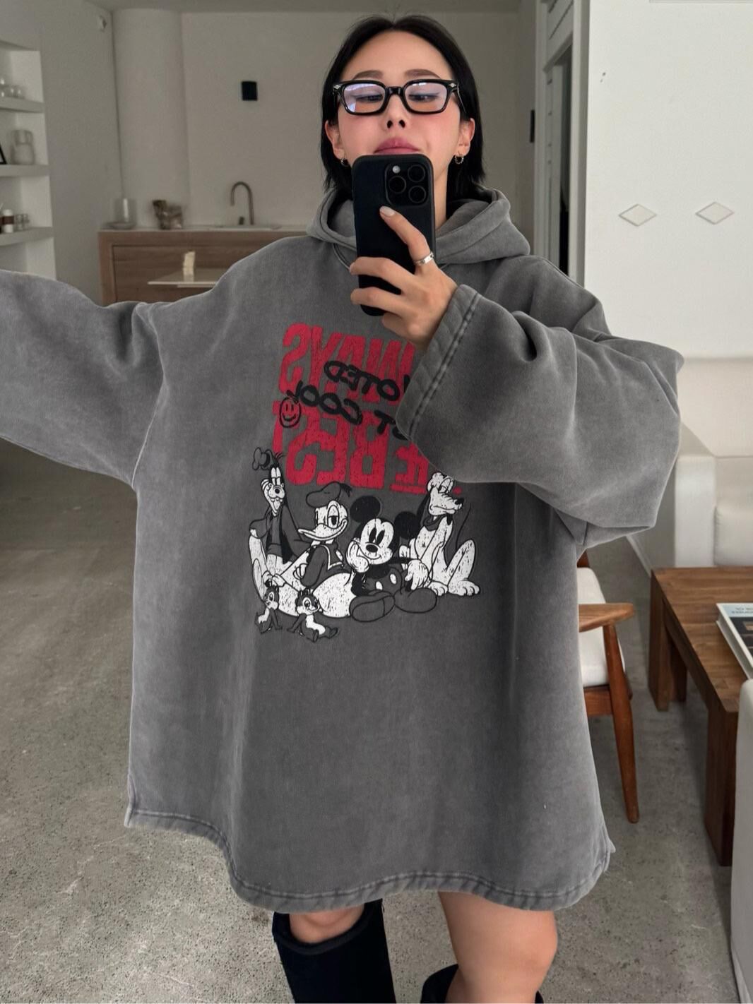 洗水卡通圖案連帽衛衣(薄抓毛底) Votus-194T