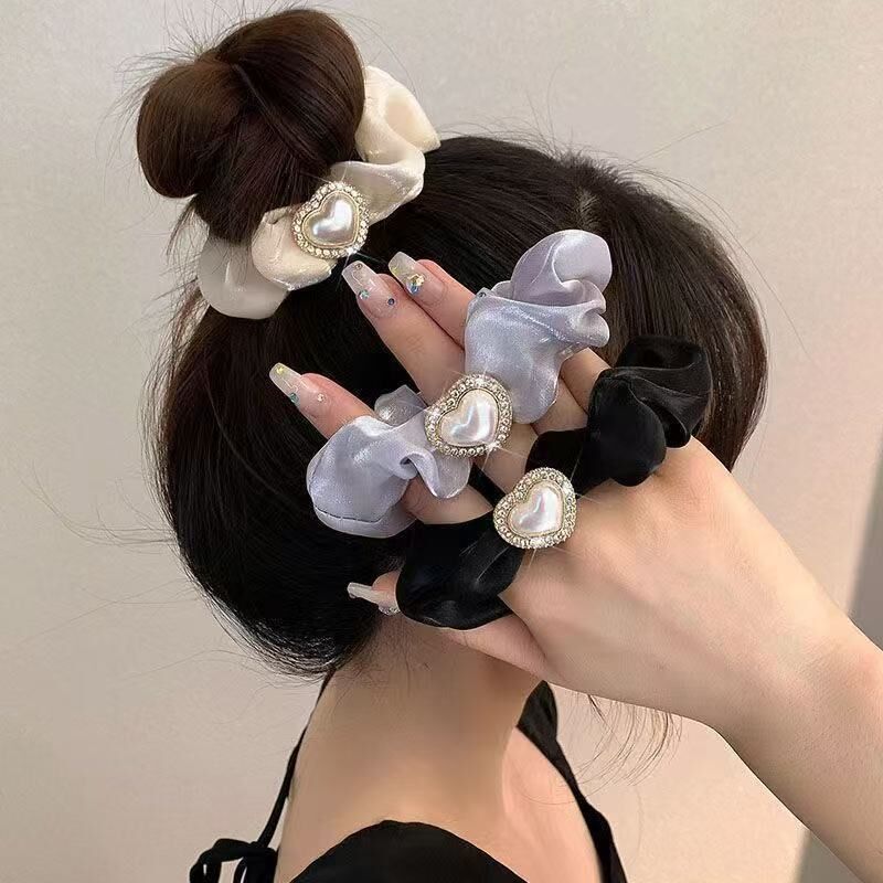 [3 FOR RM10] Heart-Shaped Scrunchies